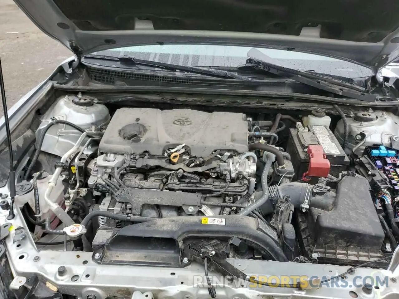 11 fotografías del automóvil dañado 4T1G11AK2RU843782 TOYOTA CAMRY 2024