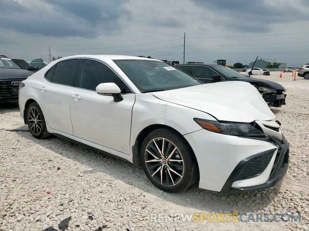 4 fotografías del automóvil dañado 4T1G11AK2RU845533 TOYOTA CAMRY 2024