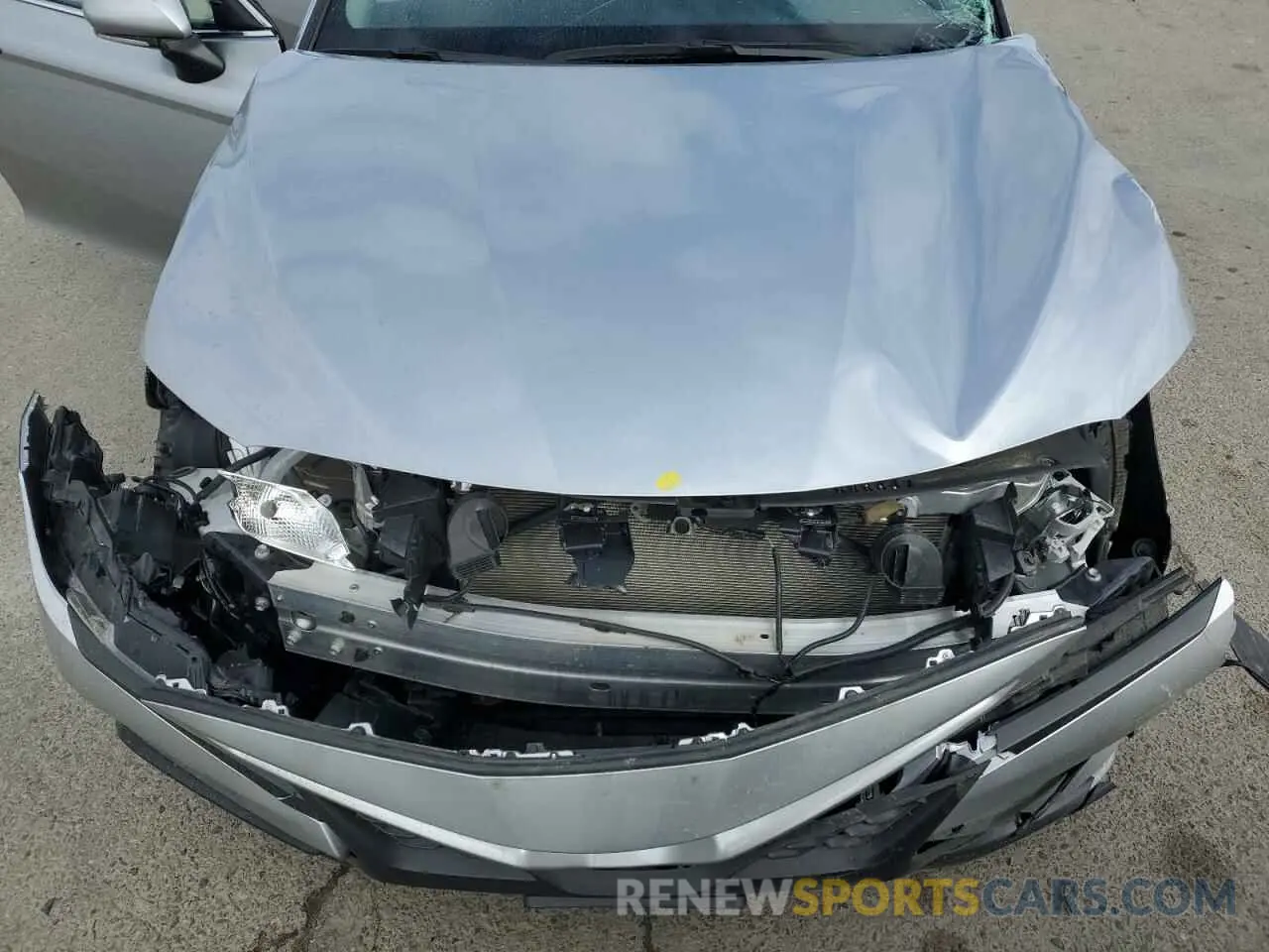 11 fotografías del automóvil dañado 4T1G11AK2RU853387 TOYOTA CAMRY 2024
