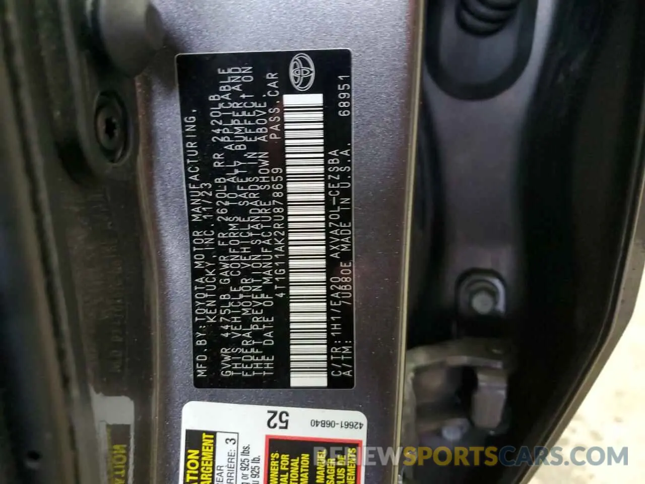 12 fotografías del automóvil dañado 4T1G11AK2RU878659 TOYOTA CAMRY 2024