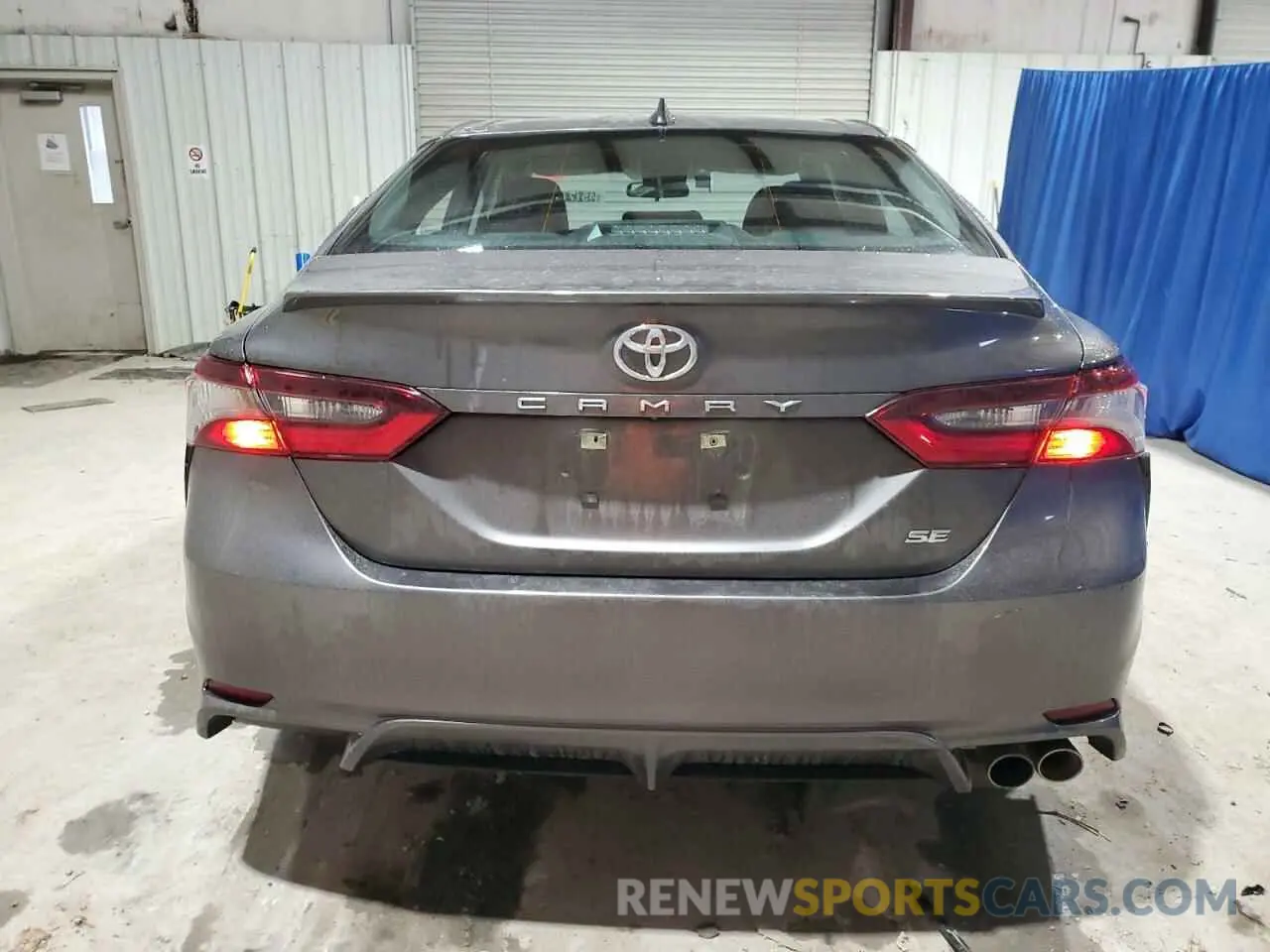 6 fotografías del automóvil dañado 4T1G11AK2RU878659 TOYOTA CAMRY 2024