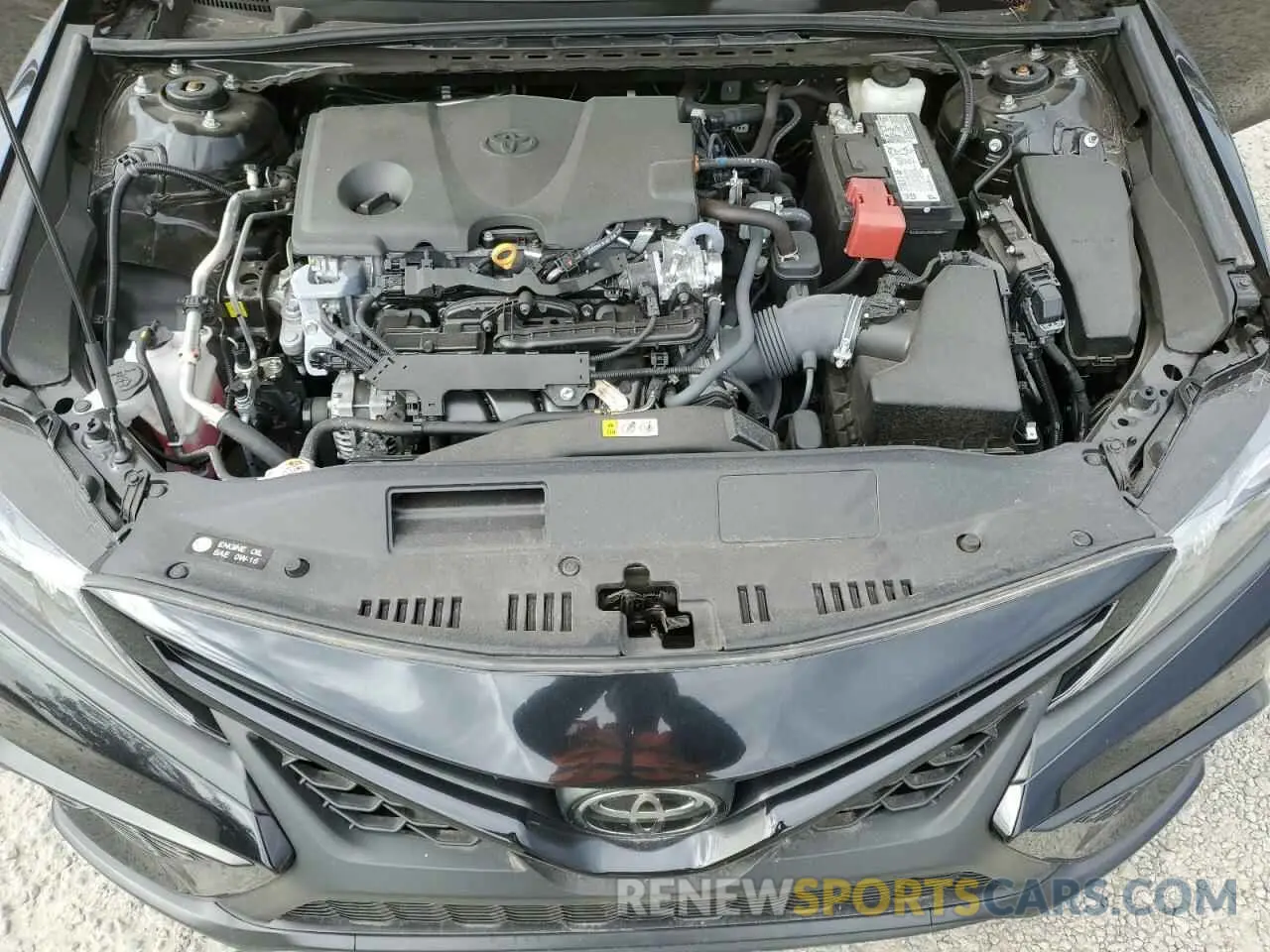 11 fotografías del automóvil dañado 4T1G11AK2RU880007 TOYOTA CAMRY 2024
