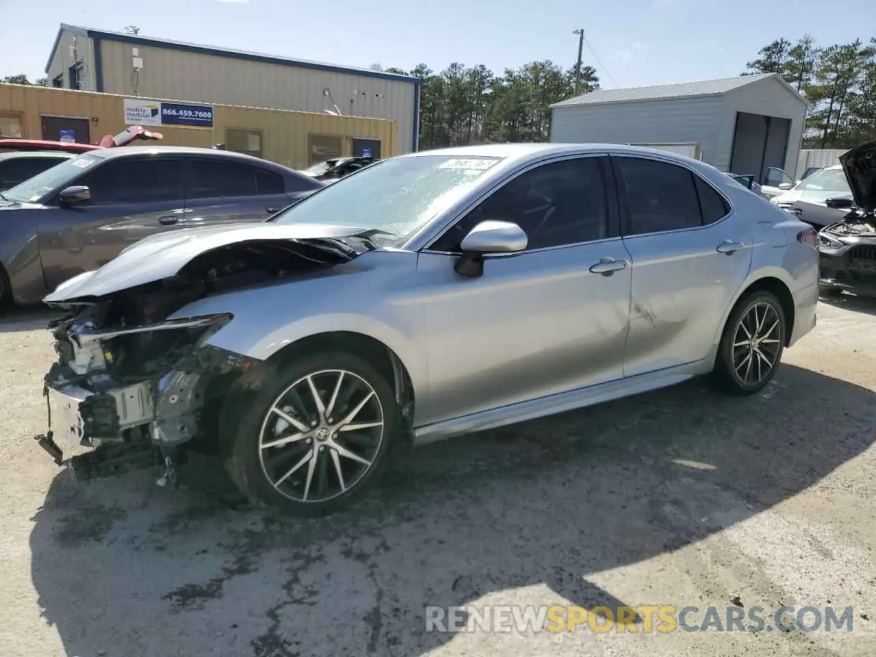 1 fotografías del automóvil dañado 4T1G11AK2RU895736 TOYOTA CAMRY 2024