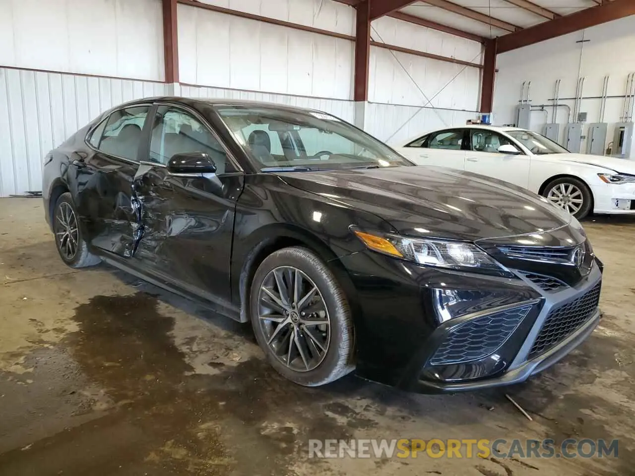 4 fotografías del automóvil dañado 4T1G11AK2RU918707 TOYOTA CAMRY 2024