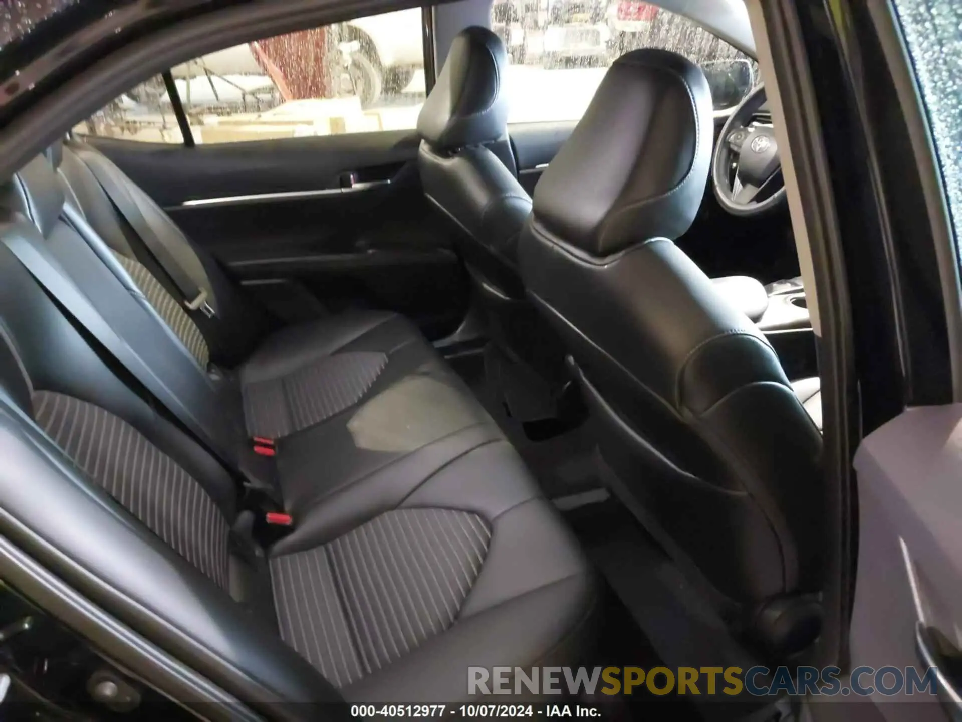 8 fotografías del automóvil dañado 4T1G11AK2RU921686 TOYOTA CAMRY 2024