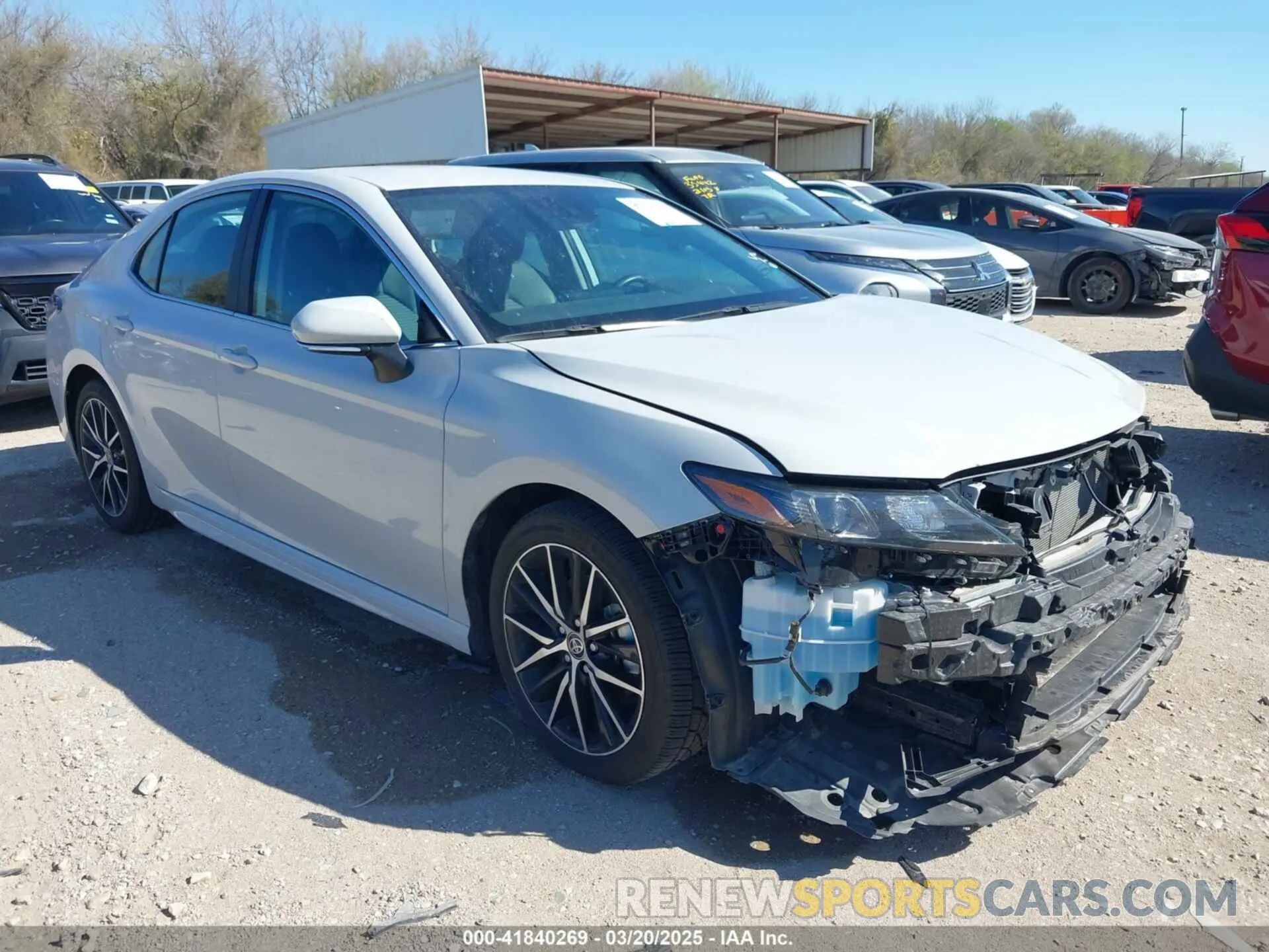 1 fotografías del automóvil dañado 4T1G11AK3RU216797 TOYOTA CAMRY 2024