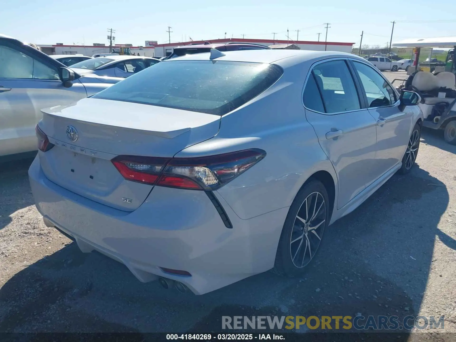 4 fotografías del automóvil dañado 4T1G11AK3RU216797 TOYOTA CAMRY 2024