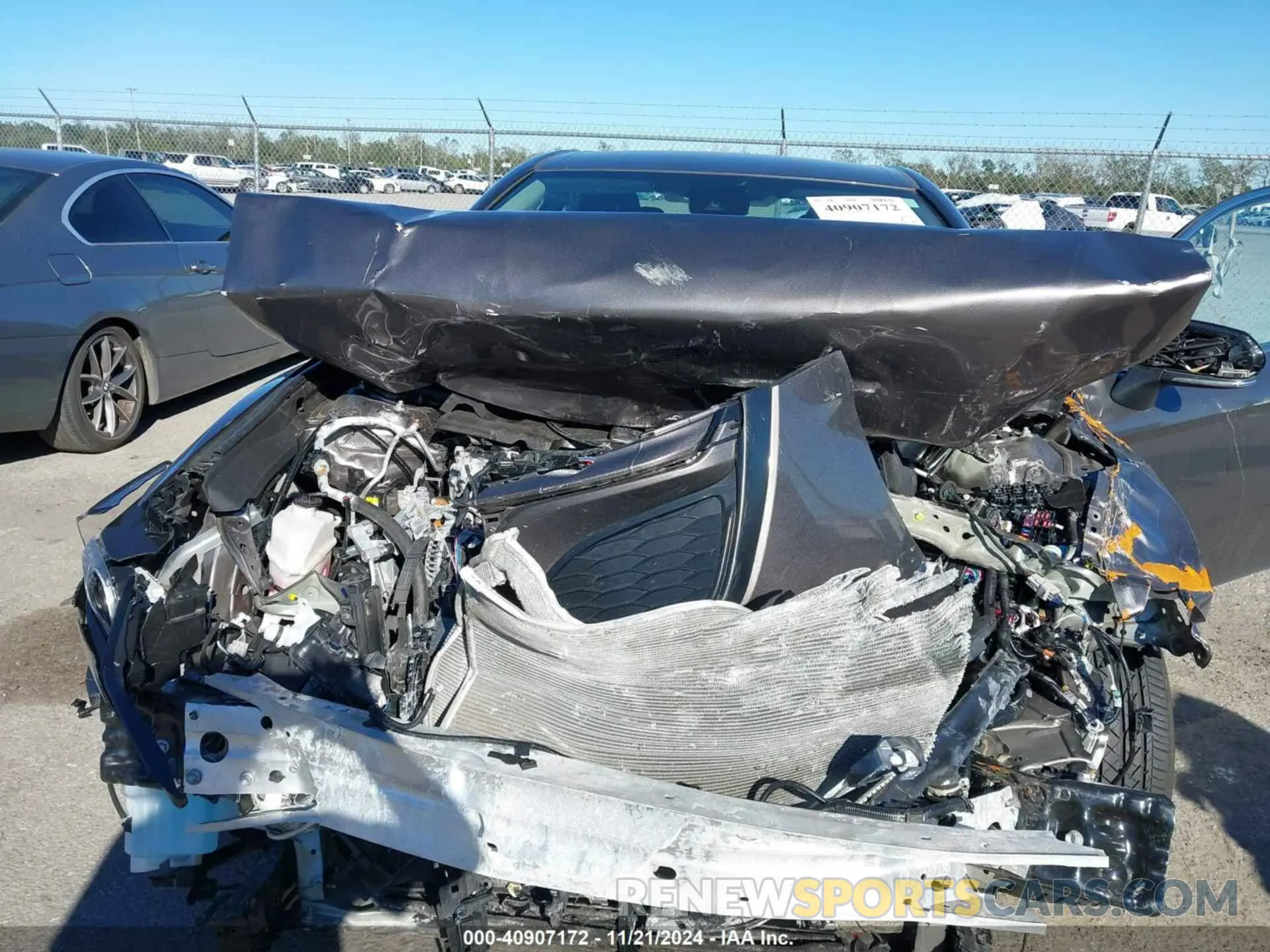 10 fotografías del automóvil dañado 4T1G11AK3RU217609 TOYOTA CAMRY 2024