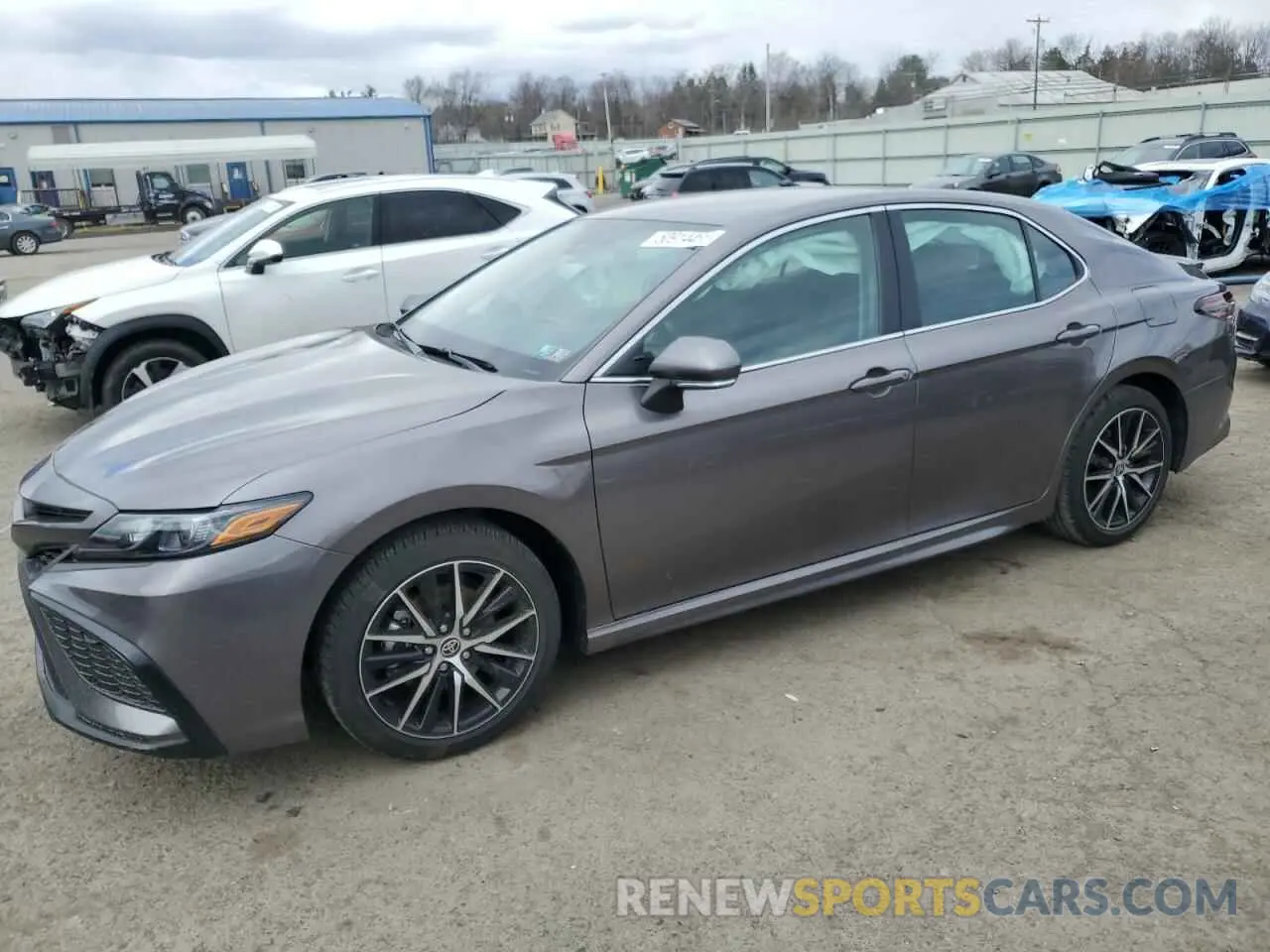 1 fotografías del automóvil dañado 4T1G11AK3RU260878 TOYOTA CAMRY 2024