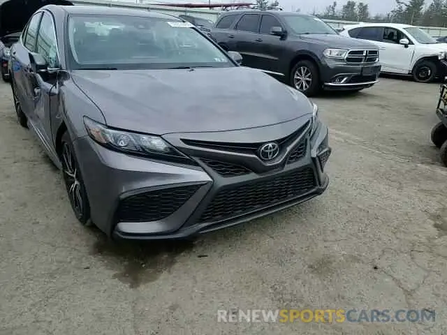 11 fotografías del automóvil dañado 4T1G11AK3RU260878 TOYOTA CAMRY 2024