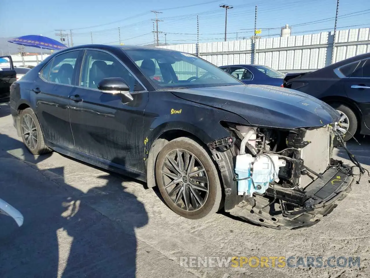 4 fotografías del automóvil dañado 4T1G11AK3RU855181 TOYOTA CAMRY 2024