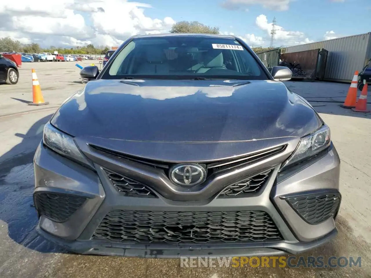 5 fotografías del automóvil dañado 4T1G11AK3RU862065 TOYOTA CAMRY 2024