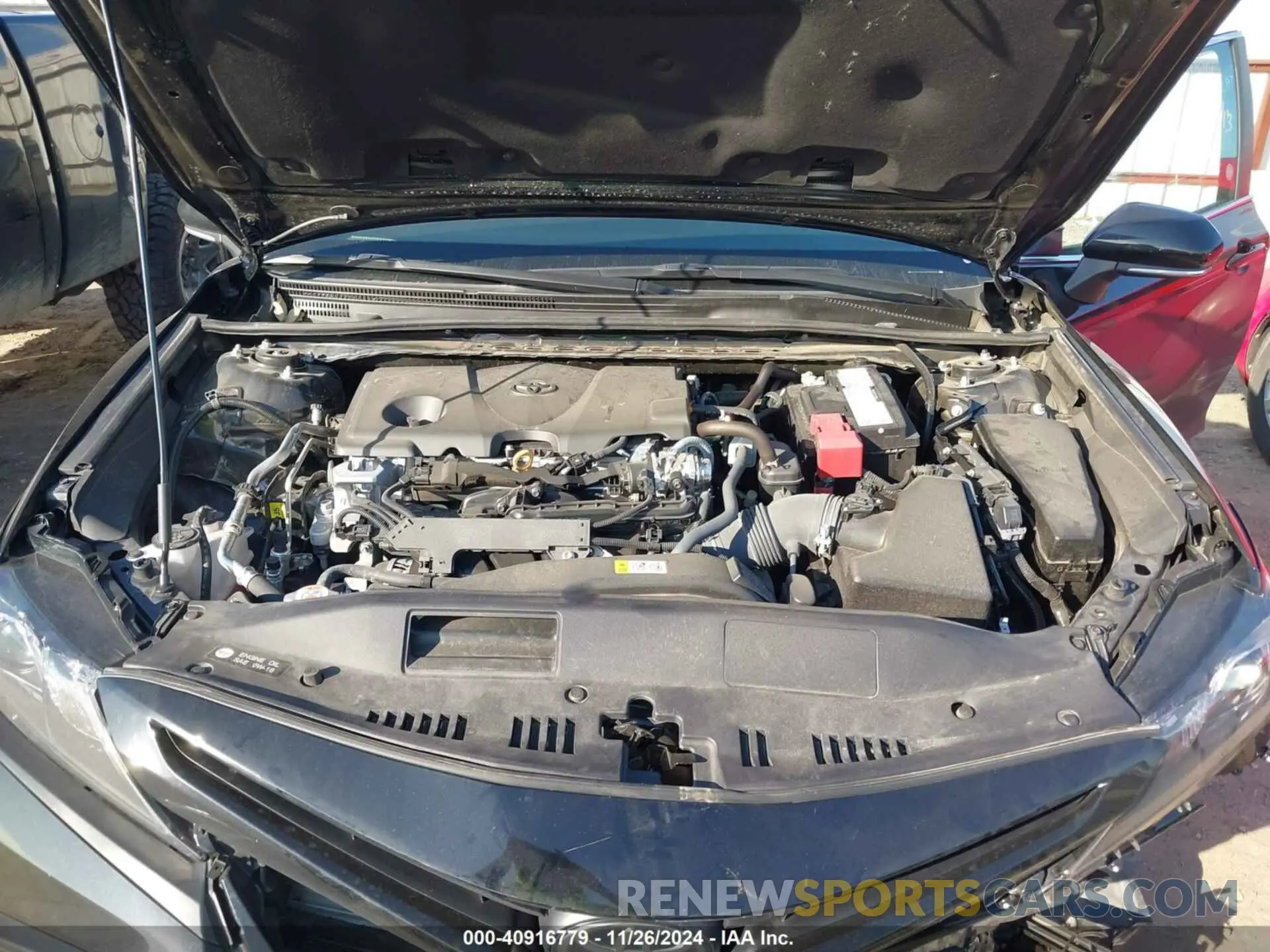 10 fotografías del automóvil dañado 4T1G11AK3RU890402 TOYOTA CAMRY 2024