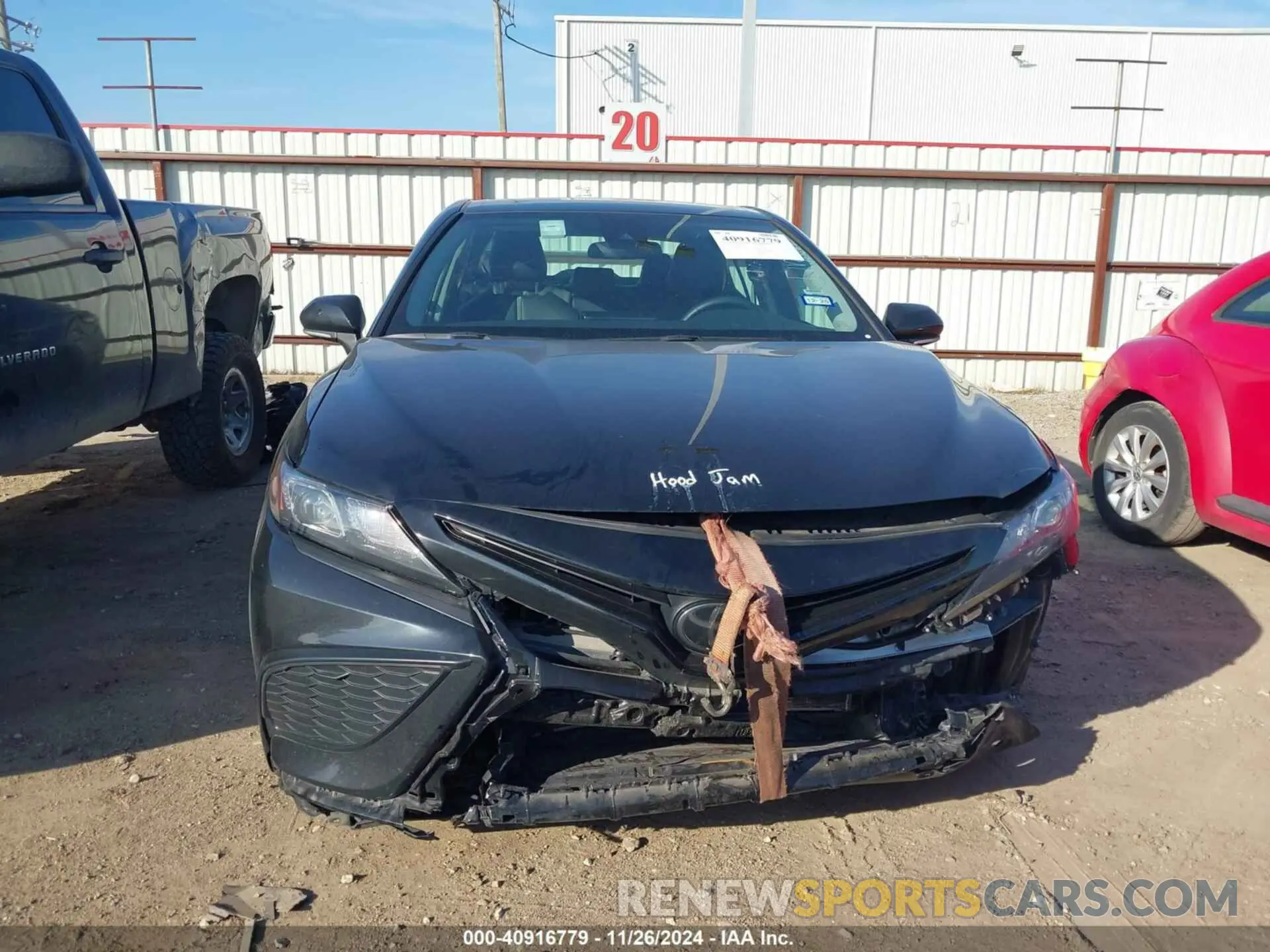 13 fotografías del automóvil dañado 4T1G11AK3RU890402 TOYOTA CAMRY 2024