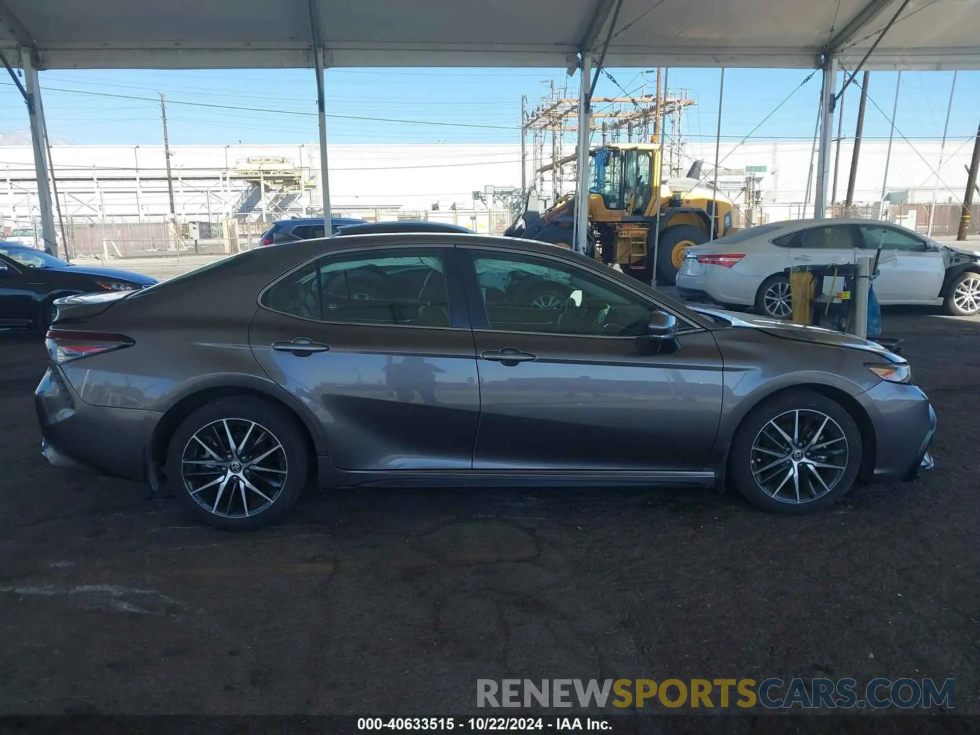 14 fotografías del automóvil dañado 4T1G11AK4RU845176 TOYOTA CAMRY 2024