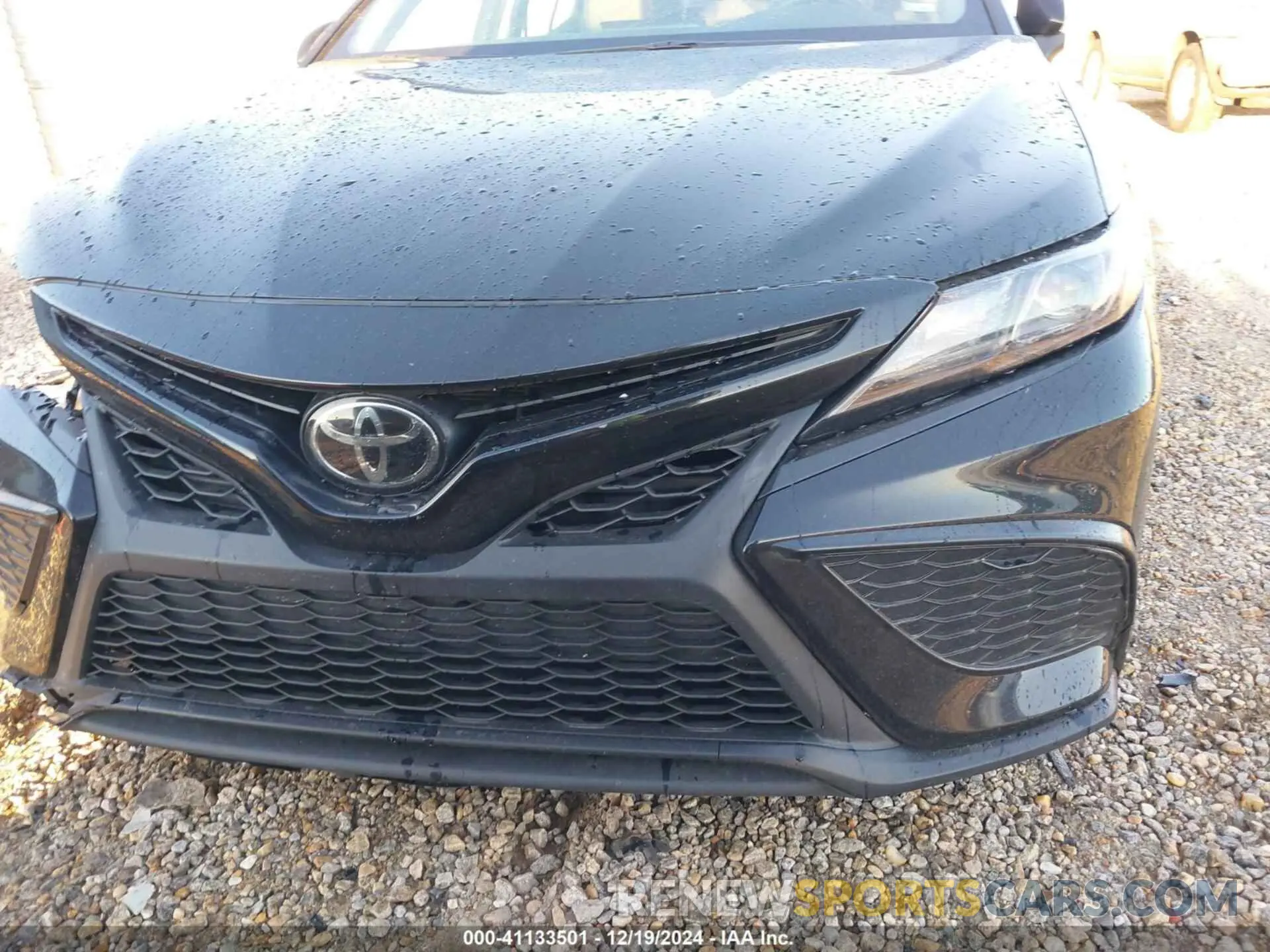 12 fotografías del automóvil dañado 4T1G11AK4RU859563 TOYOTA CAMRY 2024