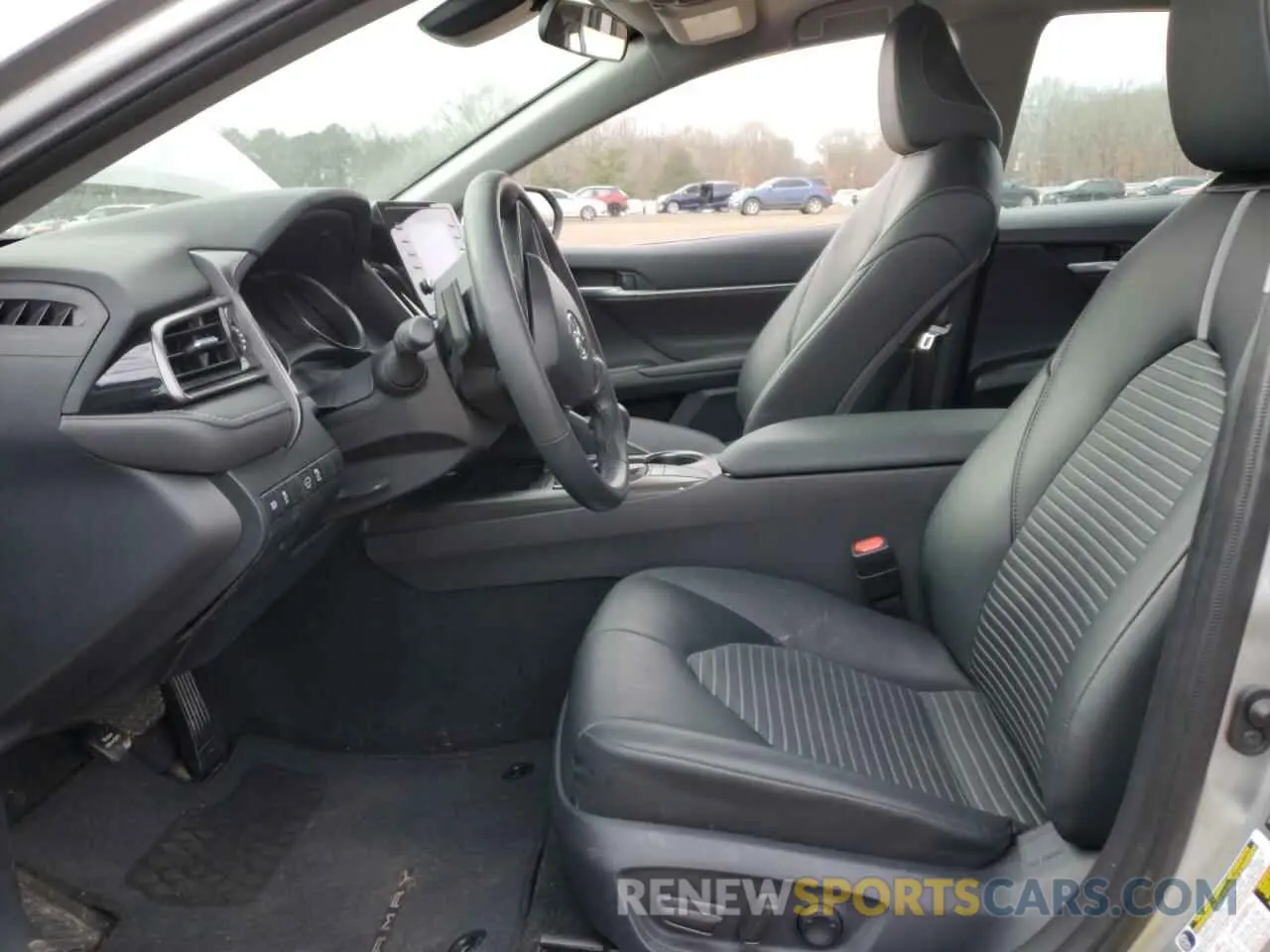 7 fotografías del automóvil dañado 4T1G11AK4RU865945 TOYOTA CAMRY 2024