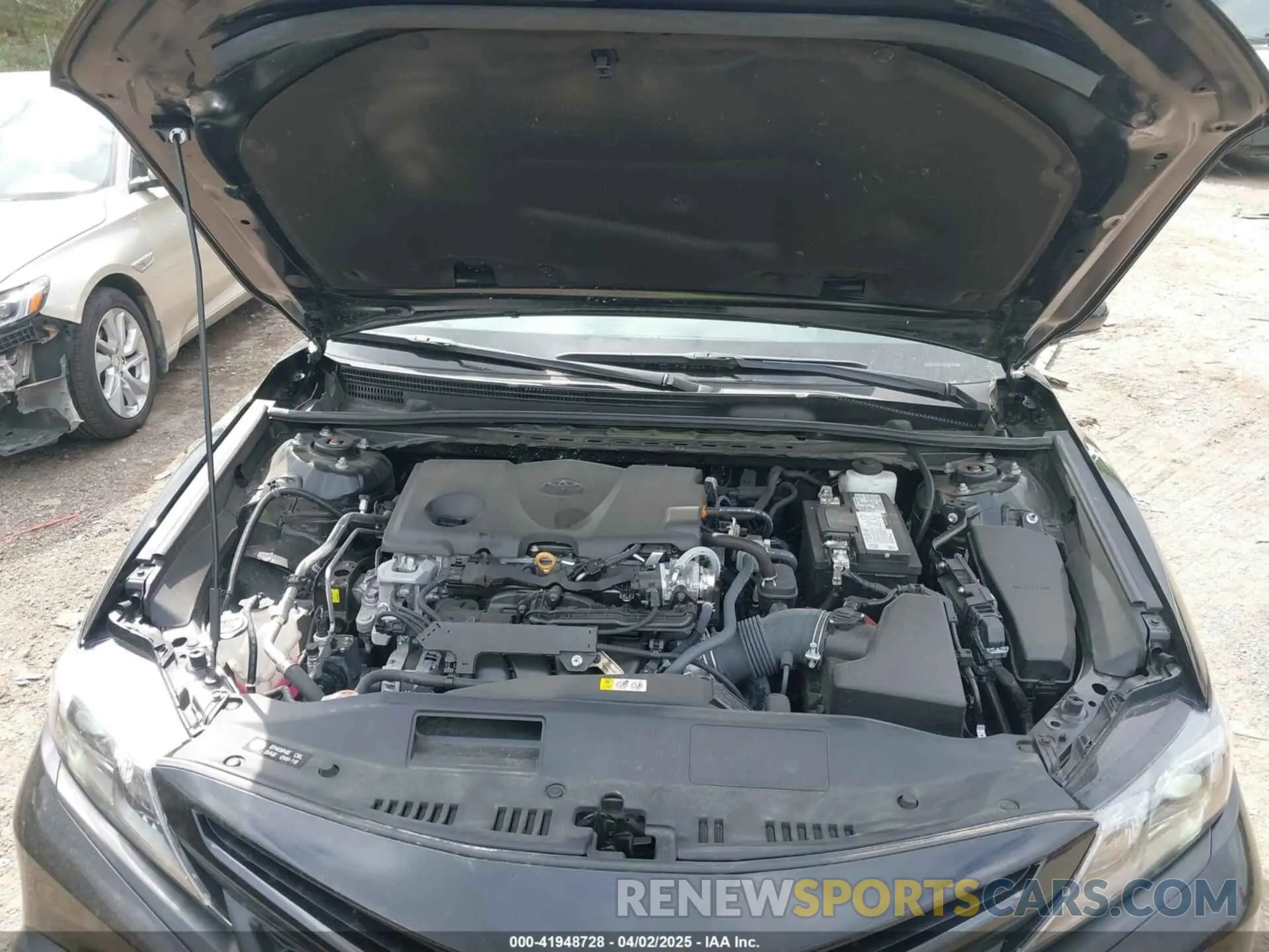 10 fotografías del automóvil dañado 4T1G11AK4RU881594 TOYOTA CAMRY 2024