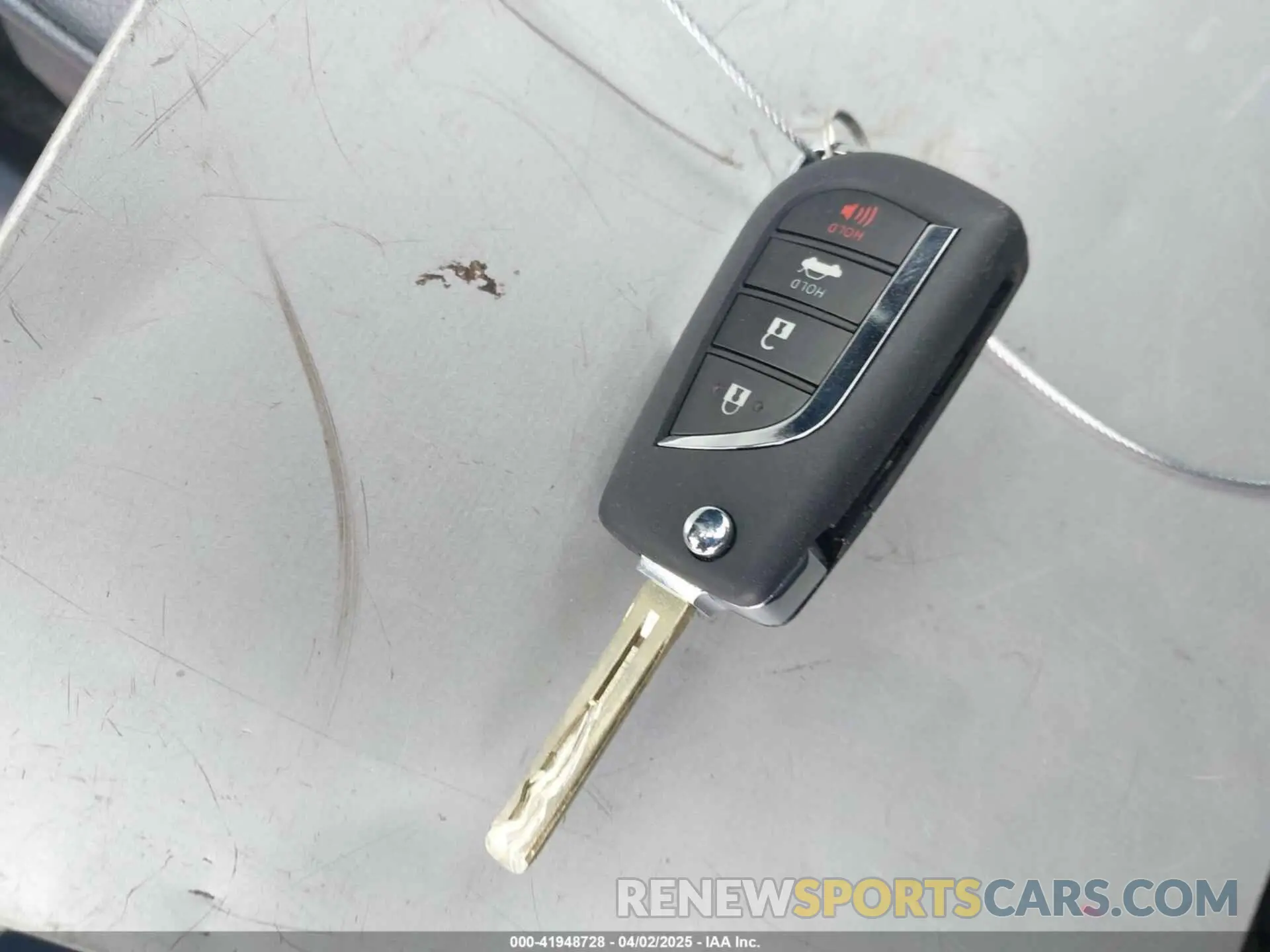 11 fotografías del automóvil dañado 4T1G11AK4RU881594 TOYOTA CAMRY 2024