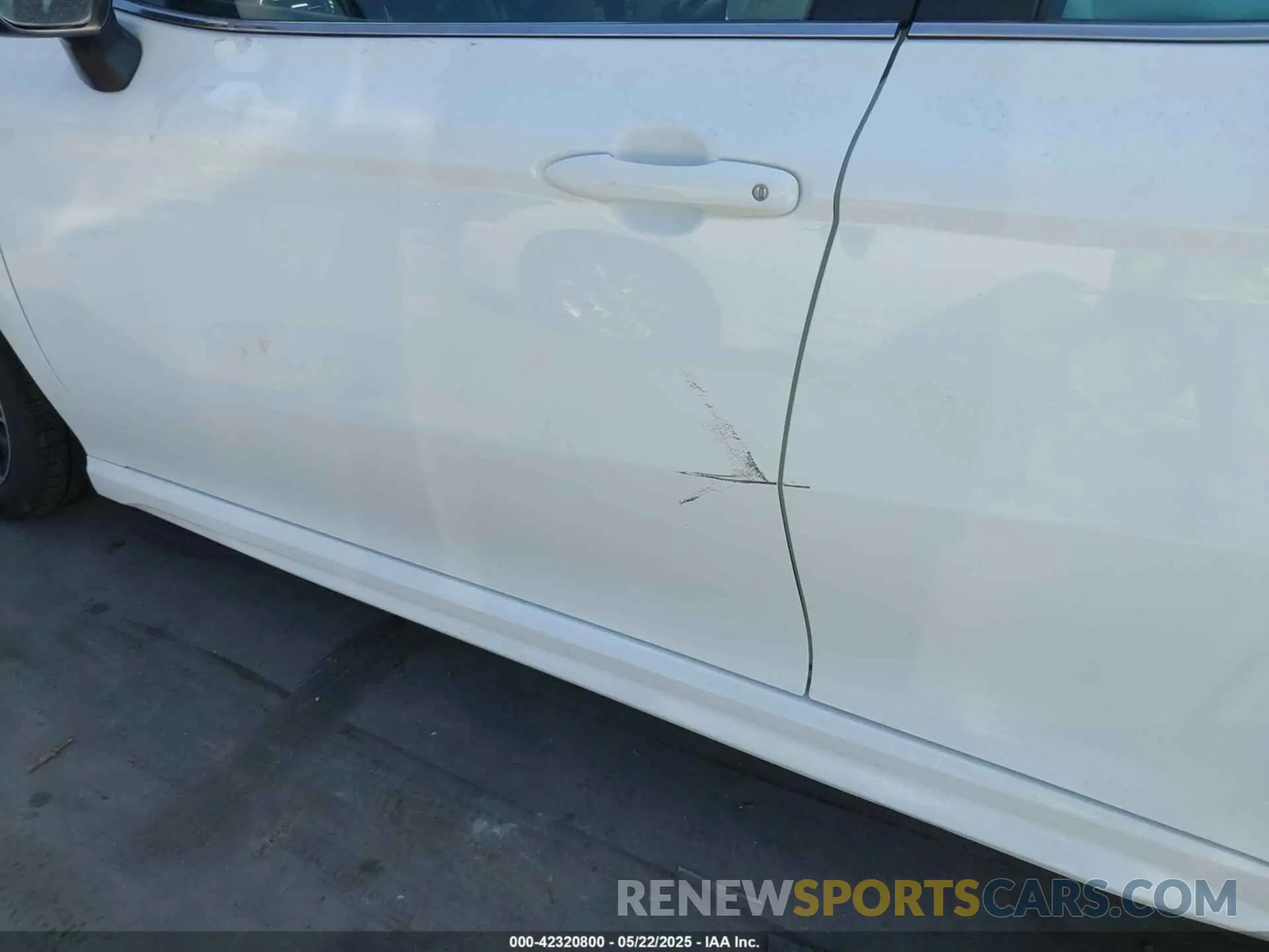 21 fotografías del automóvil dañado 4T1G11AK4RU909300 TOYOTA CAMRY 2024