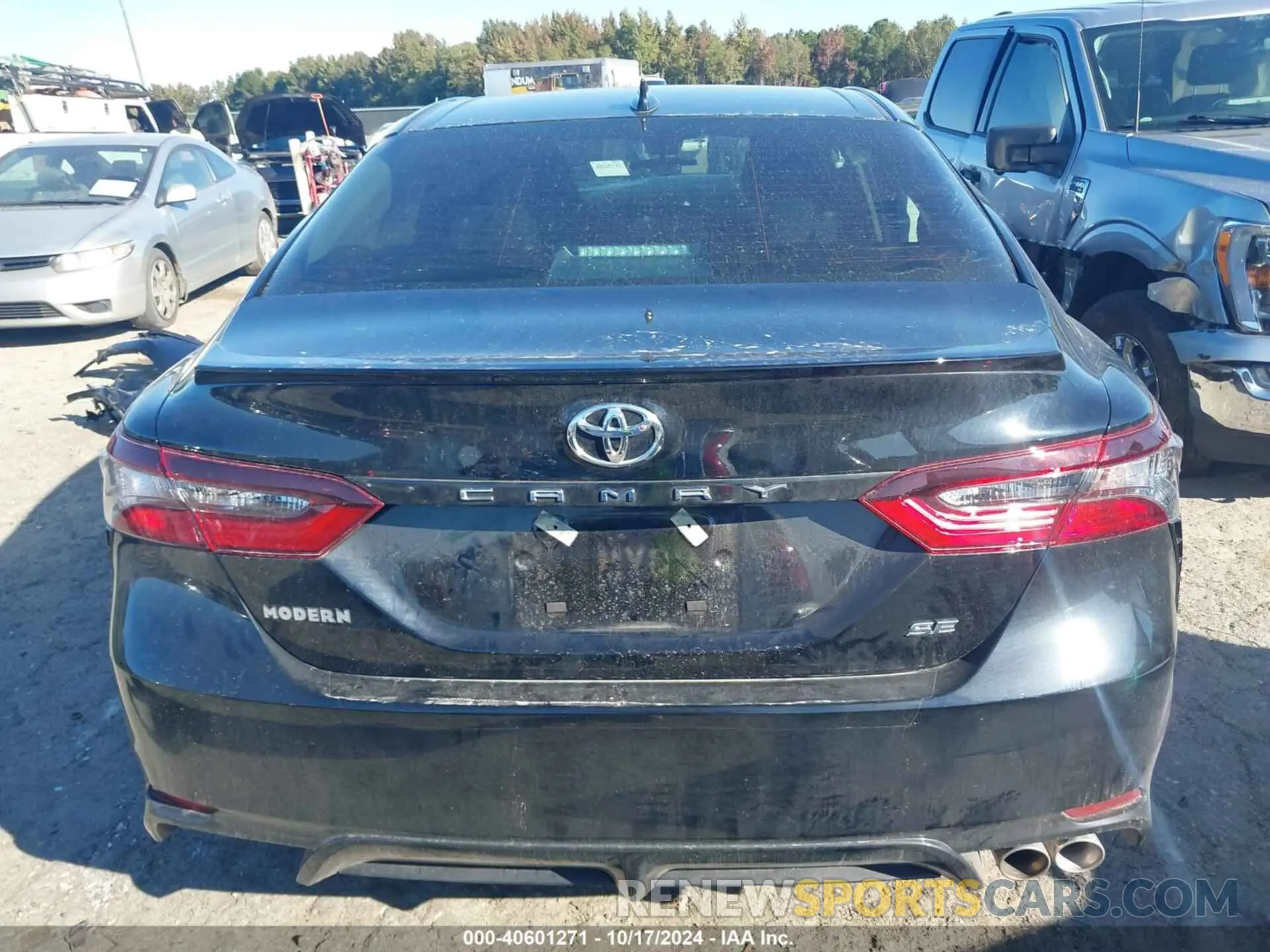 17 fotografías del automóvil dañado 4T1G11AK4RU921480 TOYOTA CAMRY 2024