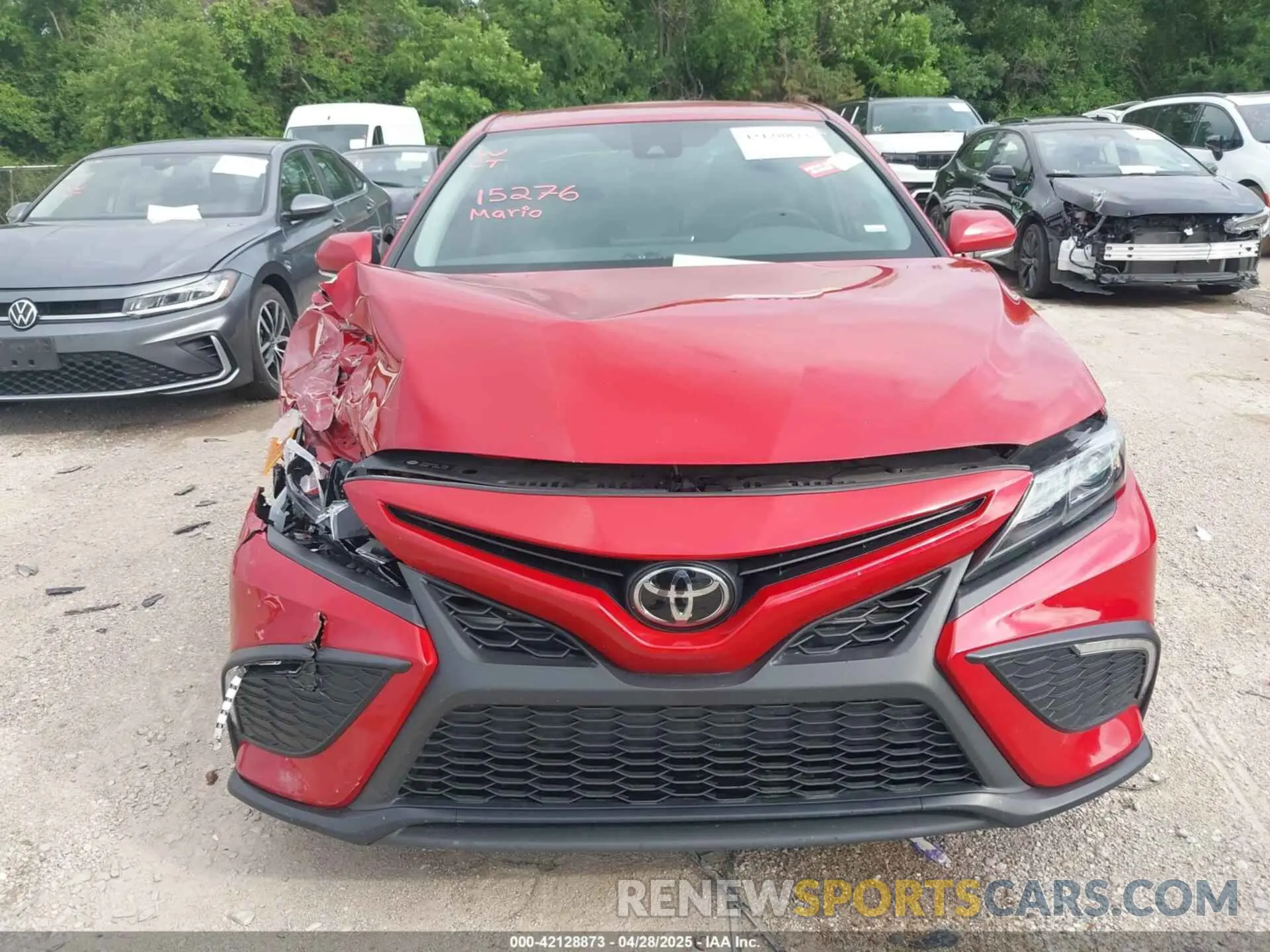 12 fotografías del automóvil dañado 4T1G11AK5RU205641 TOYOTA CAMRY 2024