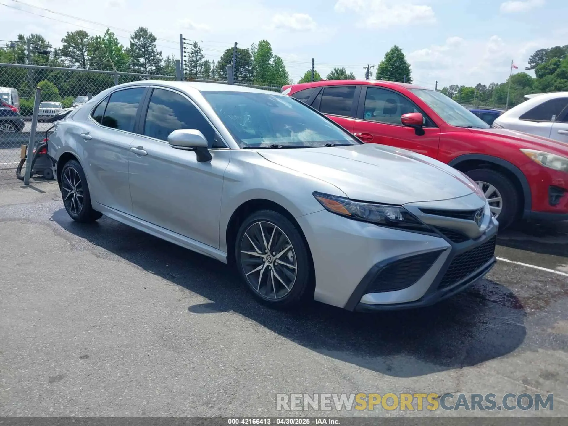 1 fotografías del automóvil dañado 4T1G11AK5RU213531 TOYOTA CAMRY 2024