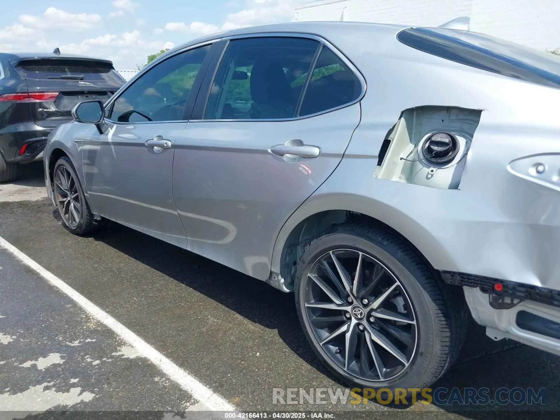 18 fotografías del automóvil dañado 4T1G11AK5RU213531 TOYOTA CAMRY 2024