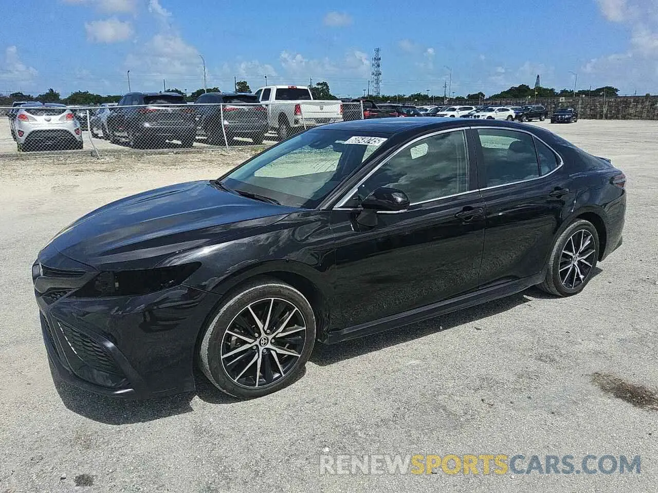 1 fotografías del automóvil dañado 4T1G11AK5RU245038 TOYOTA CAMRY 2024