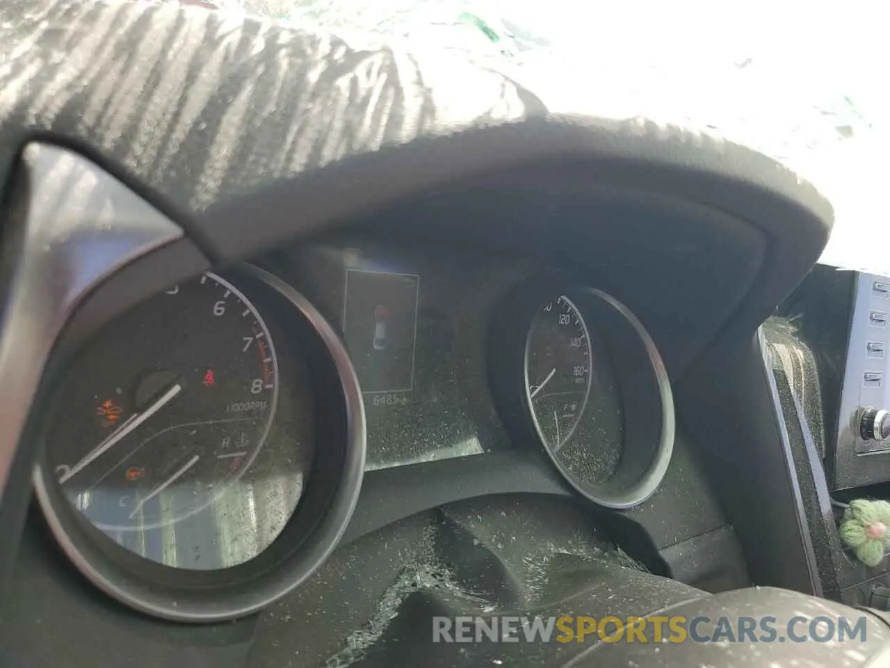 9 fotografías del automóvil dañado 4T1G11AK5RU260509 TOYOTA CAMRY 2024