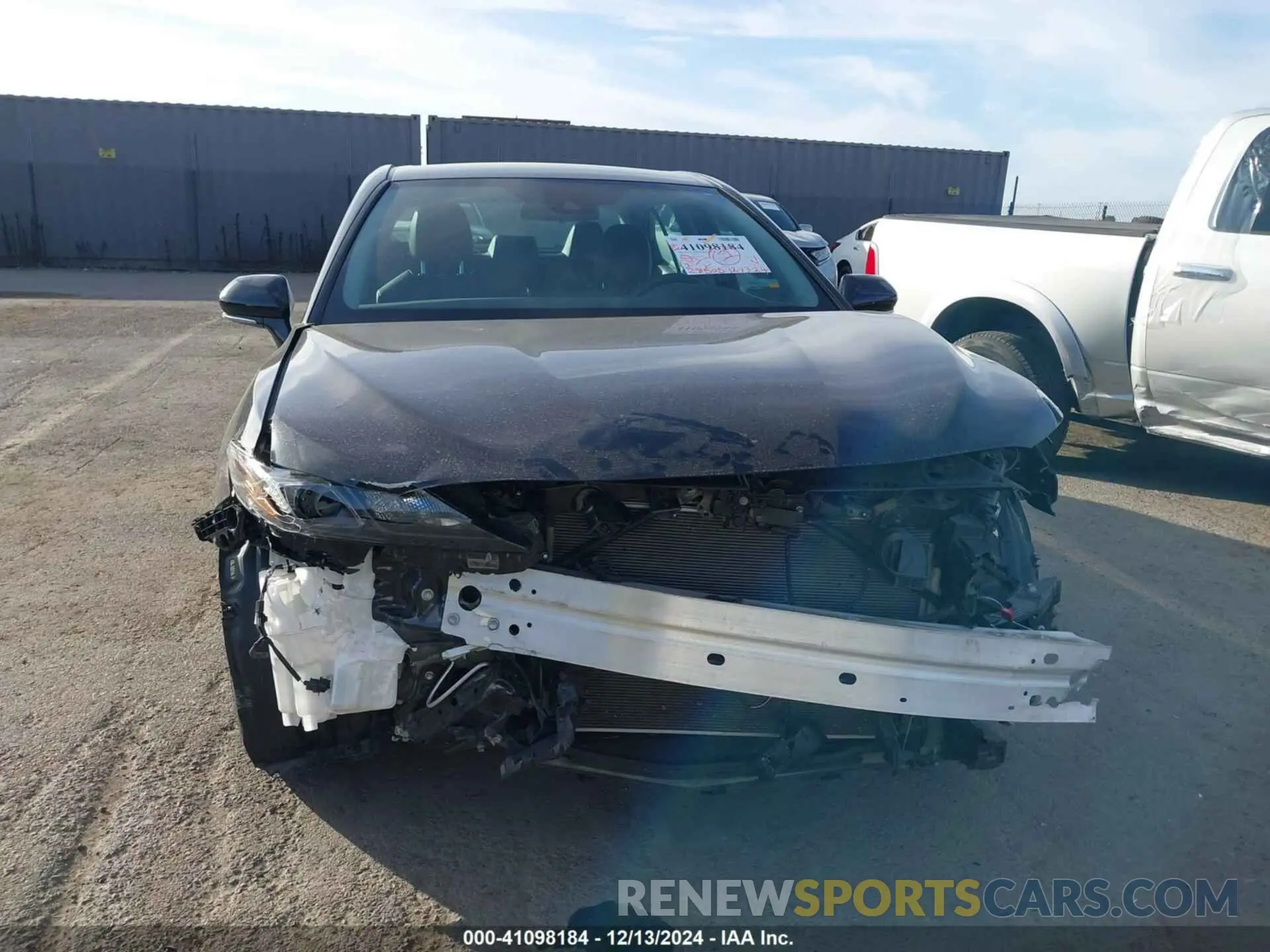 6 fotografías del automóvil dañado 4T1G11AK5RU843694 TOYOTA CAMRY 2024