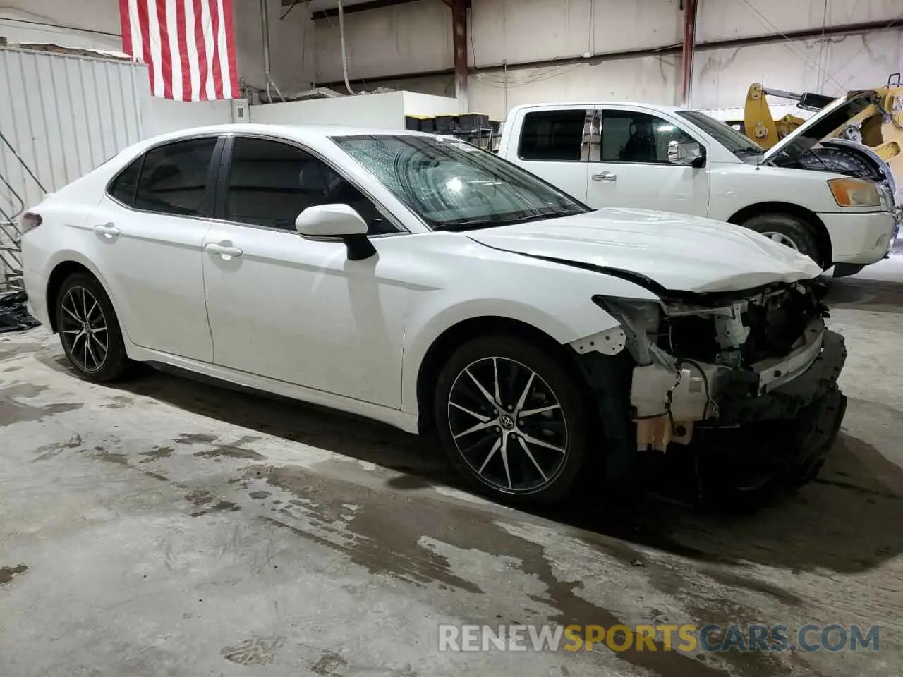 4 fotografías del automóvil dañado 4T1G11AK5RU855232 TOYOTA CAMRY 2024