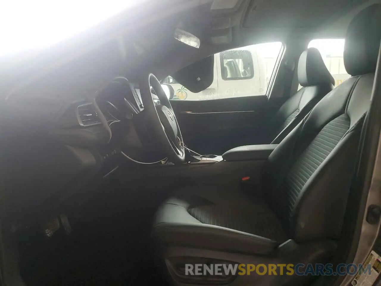 7 fotografías del automóvil dañado 4T1G11AK5RU899943 TOYOTA CAMRY 2024