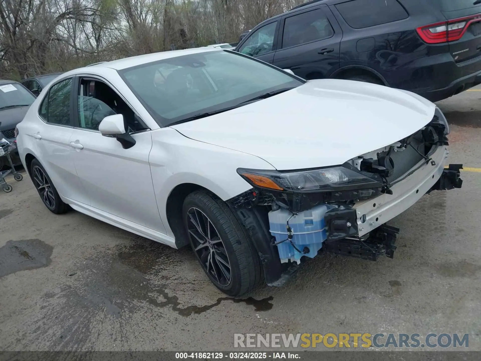 1 fotografías del automóvil dañado 4T1G11AK5RU909628 TOYOTA CAMRY 2024