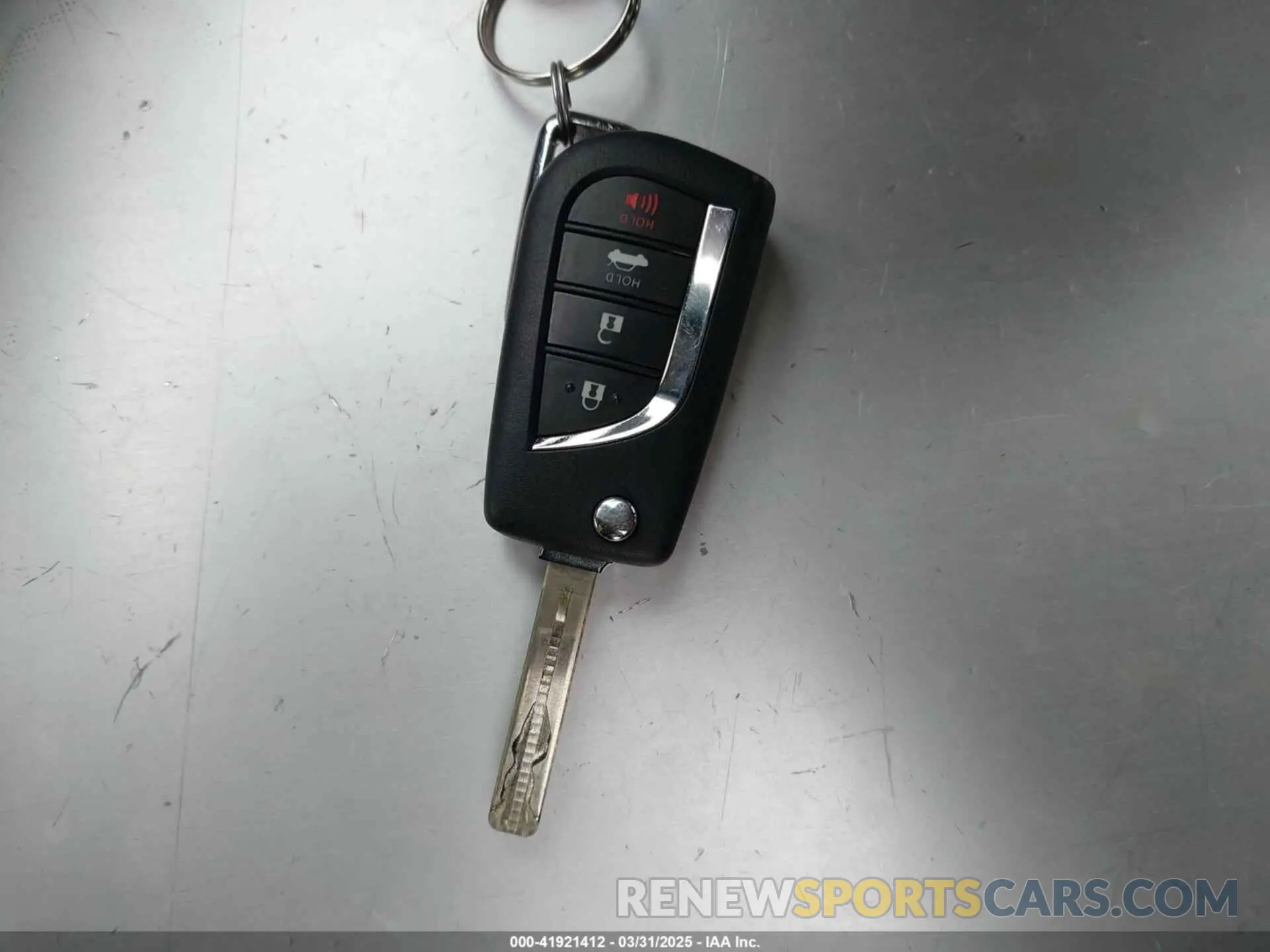 11 fotografías del automóvil dañado 4T1G11AK5RU913291 TOYOTA CAMRY 2024