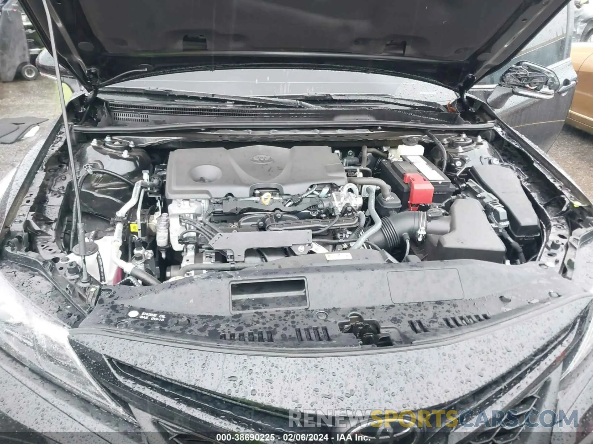 10 fotografías del automóvil dañado 4T1G11AK6RU199820 TOYOTA CAMRY 2024