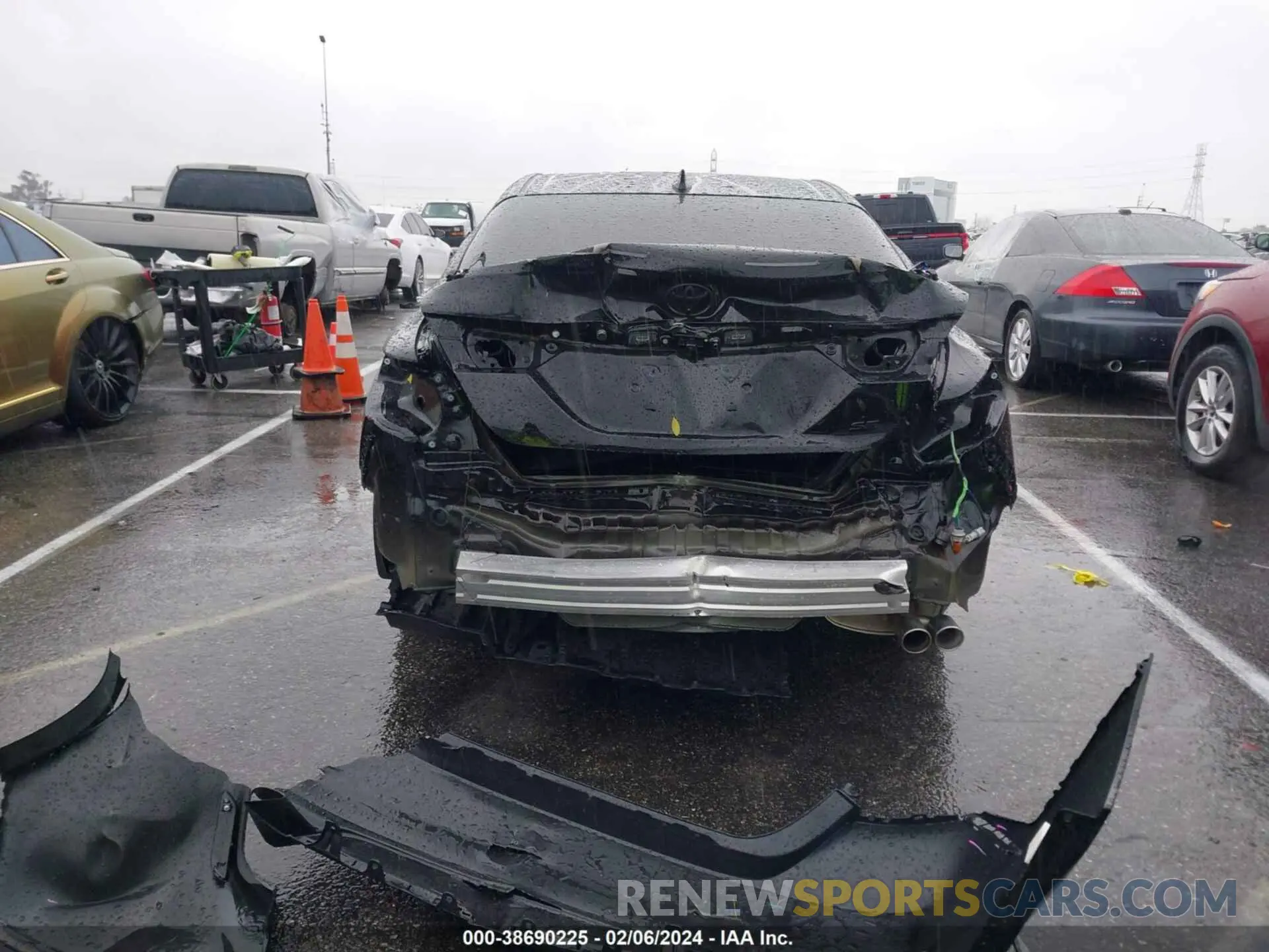6 fotografías del automóvil dañado 4T1G11AK6RU199820 TOYOTA CAMRY 2024