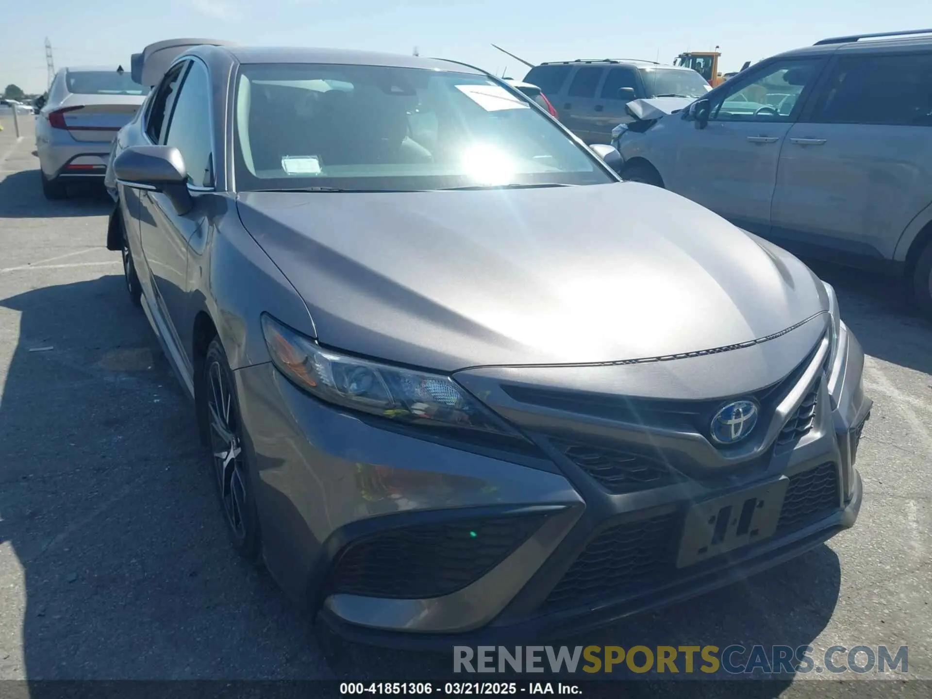 1 fotografías del automóvil dañado 4T1G11AK6RU258509 TOYOTA CAMRY 2024