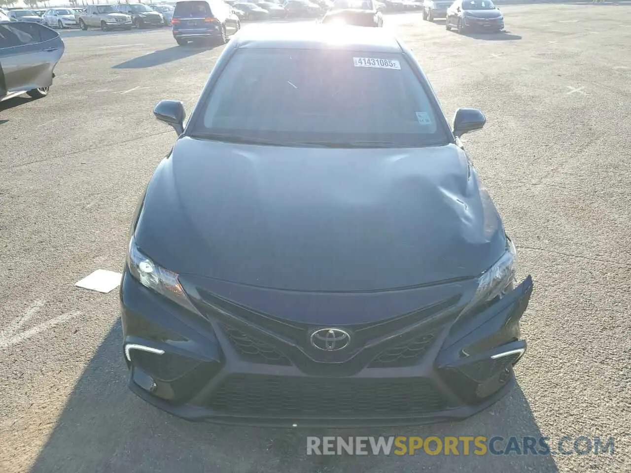 5 fotografías del automóvil dañado 4T1G11AK6RU258834 TOYOTA CAMRY 2024