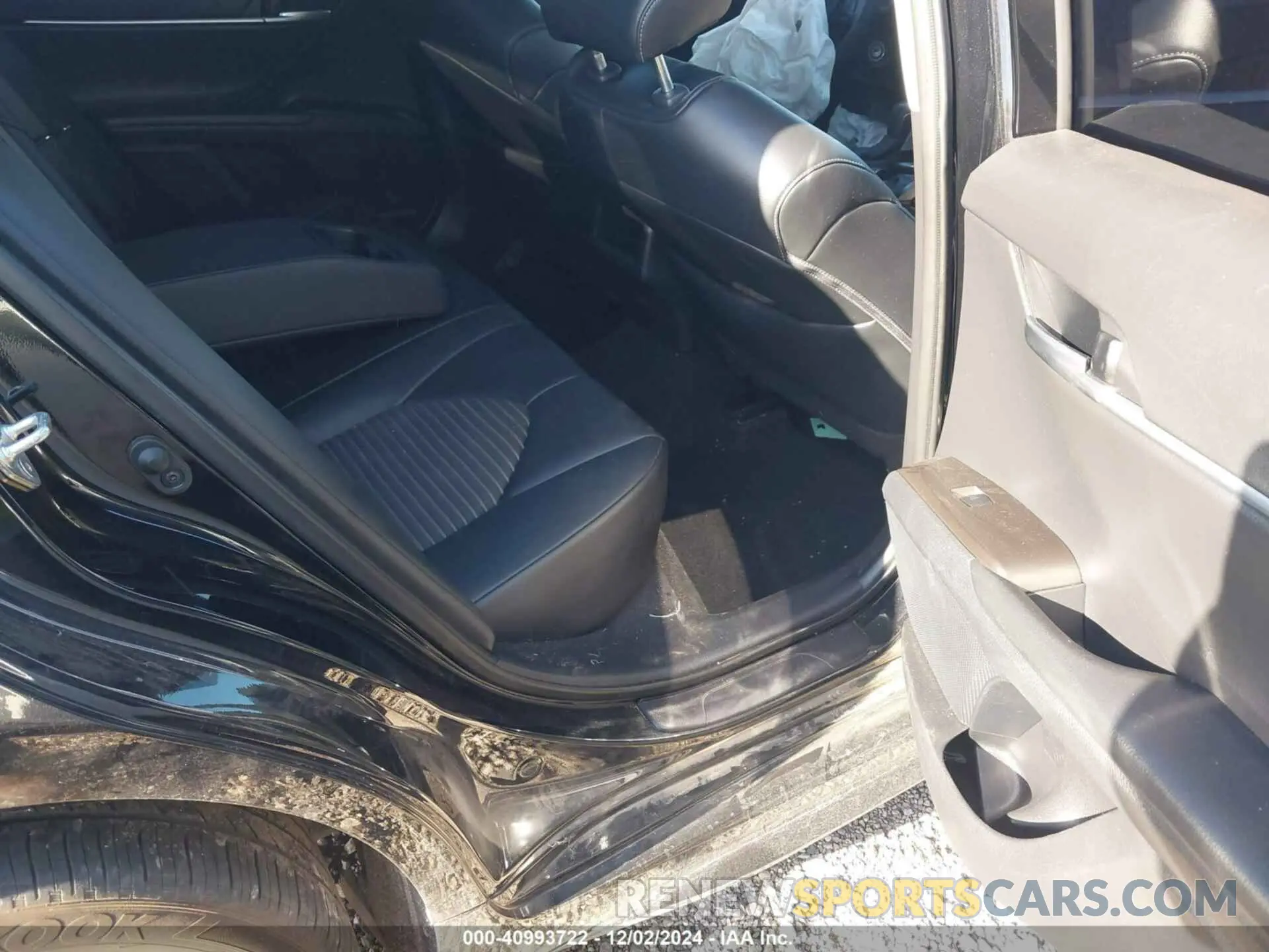 8 fotografías del automóvil dañado 4T1G11AK6RU844577 TOYOTA CAMRY 2024