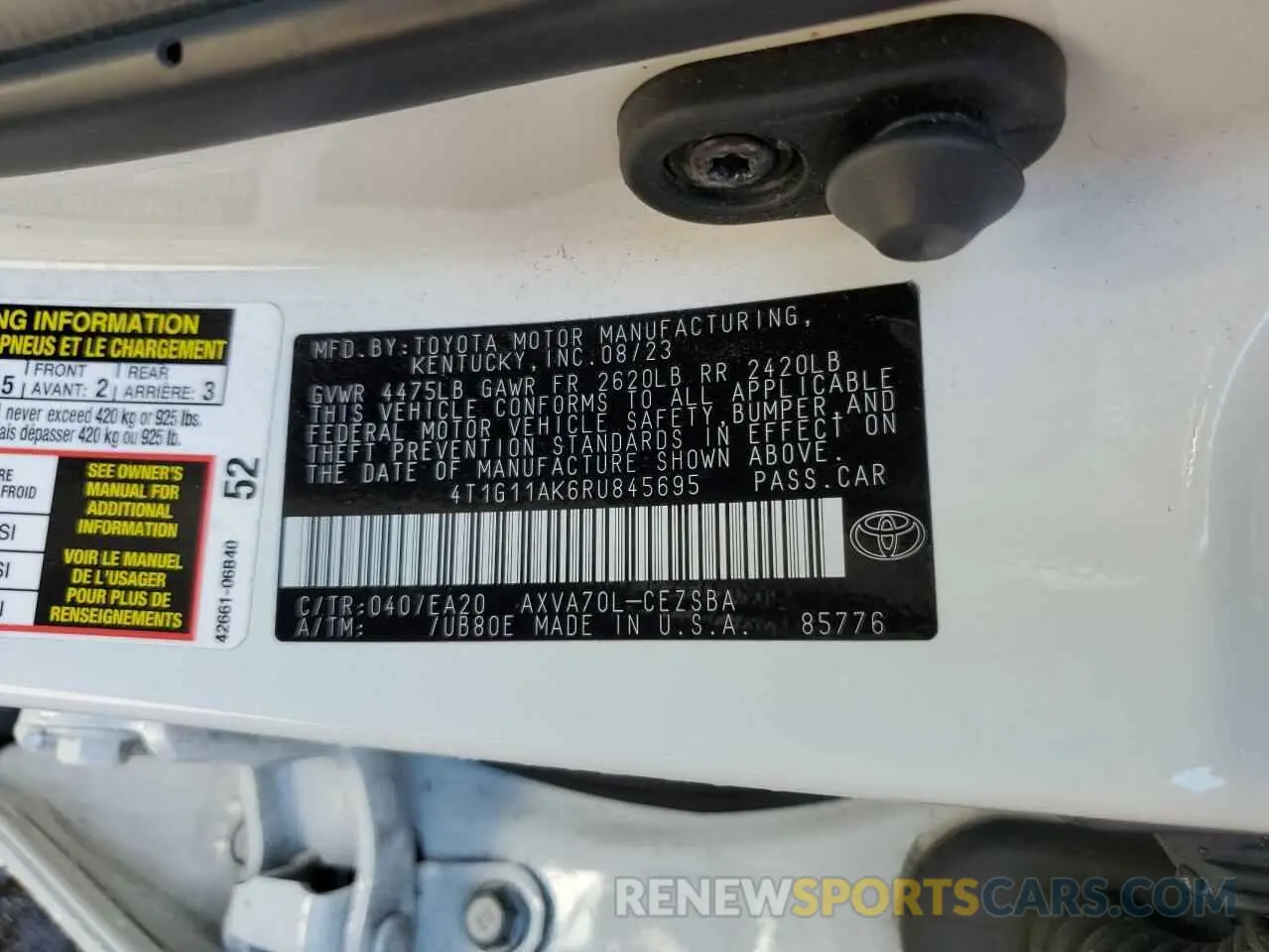 12 fotografías del automóvil dañado 4T1G11AK6RU845695 TOYOTA CAMRY 2024