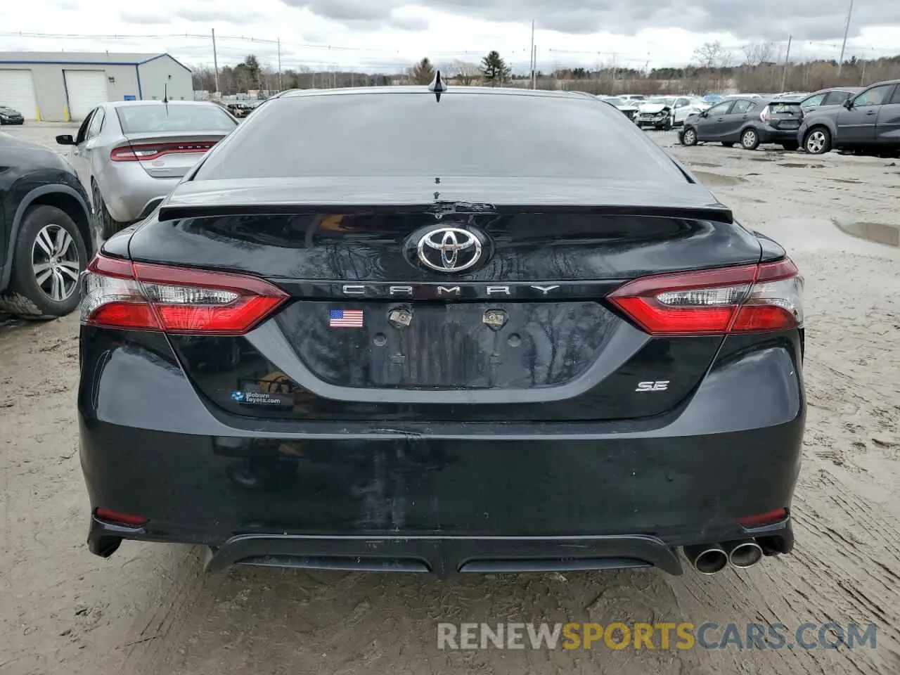 6 fotografías del automóvil dañado 4T1G11AK6RU847835 TOYOTA CAMRY 2024