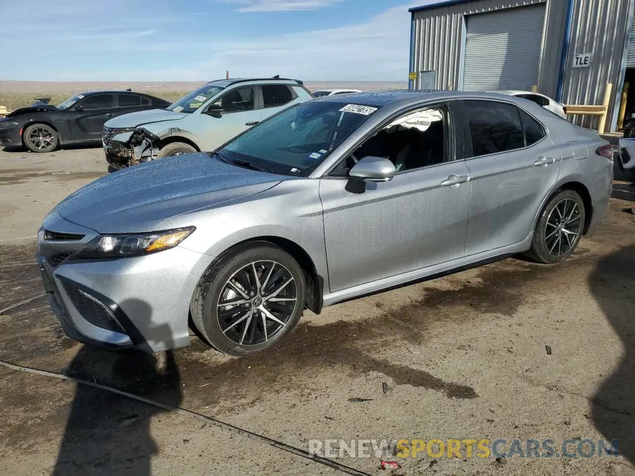 1 fotografías del automóvil dañado 4T1G11AK6RU850539 TOYOTA CAMRY 2024