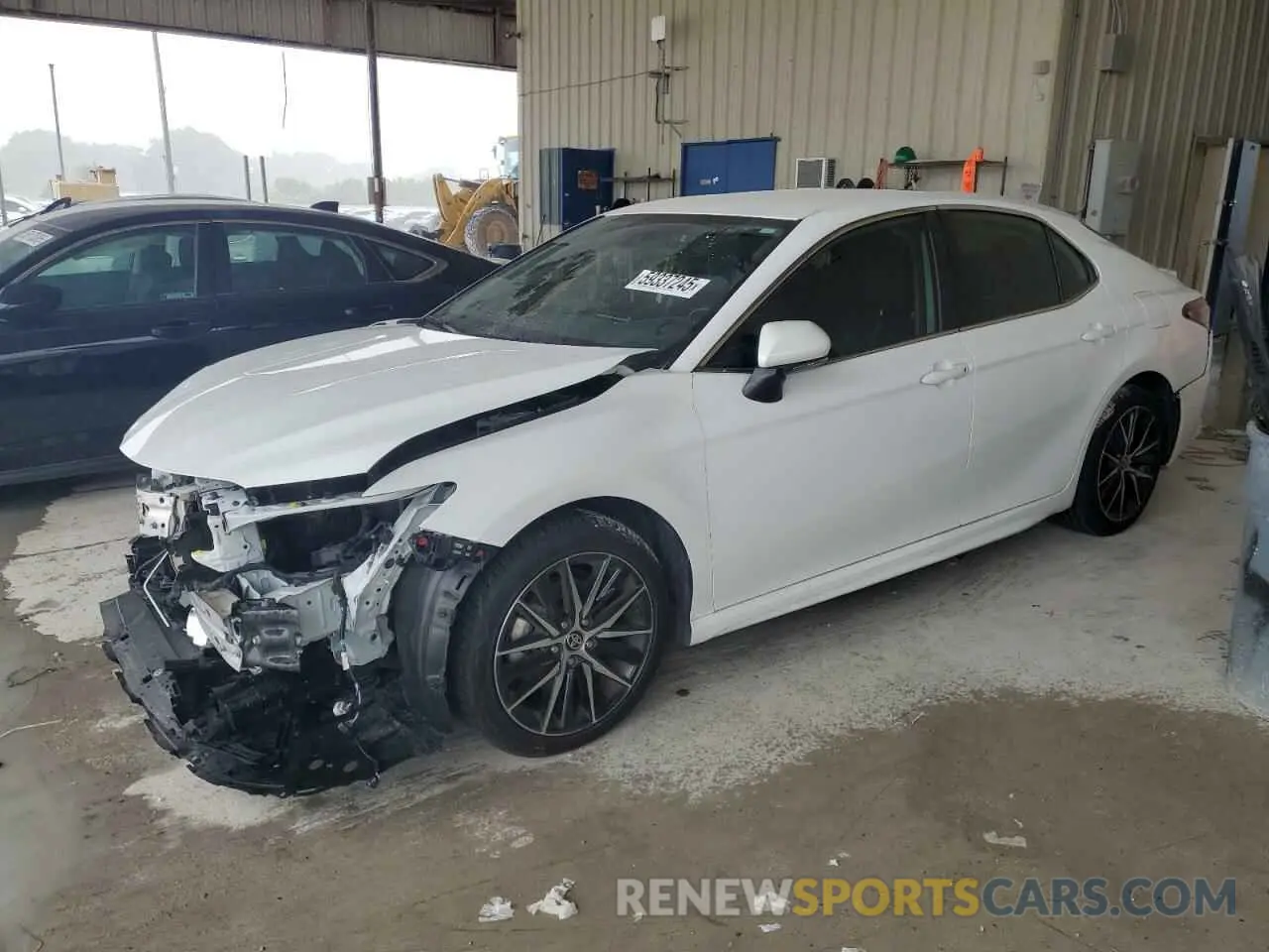 1 fotografías del automóvil dañado 4T1G11AK6RU851030 TOYOTA CAMRY 2024
