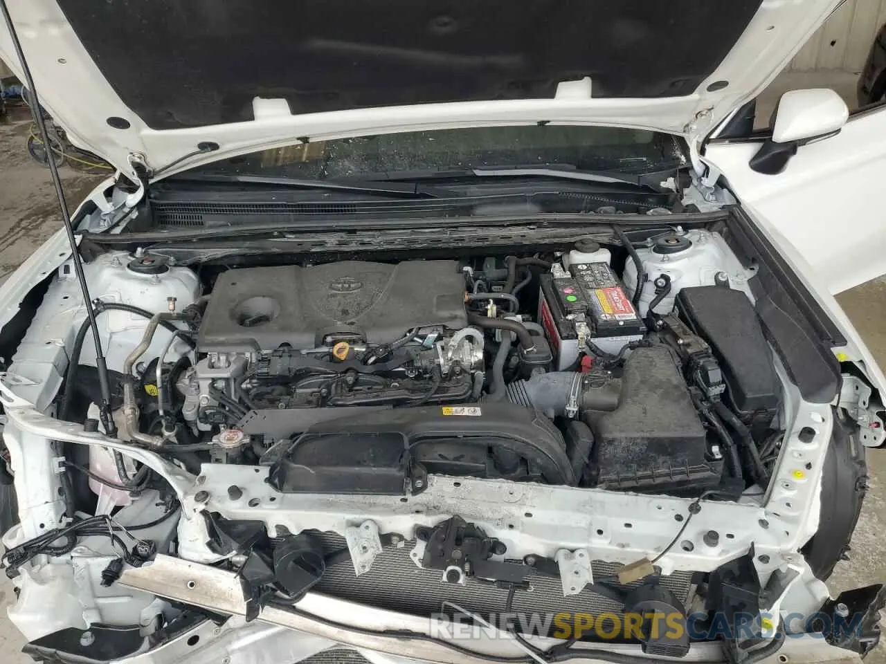 11 fotografías del automóvil dañado 4T1G11AK6RU851030 TOYOTA CAMRY 2024