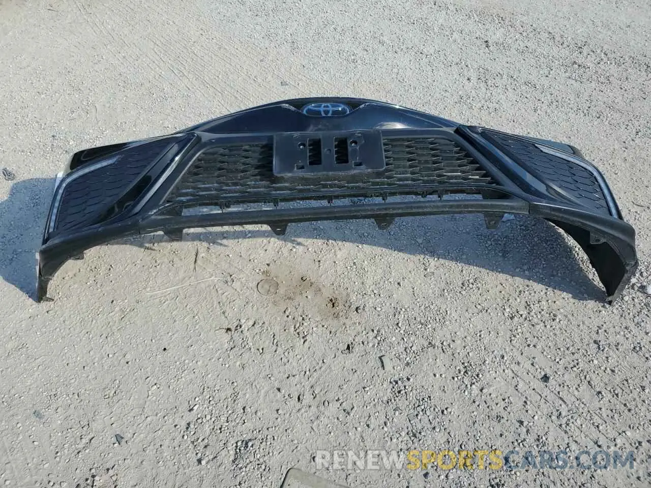 12 fotografías del automóvil dañado 4T1G11AK6RU882942 TOYOTA CAMRY 2024