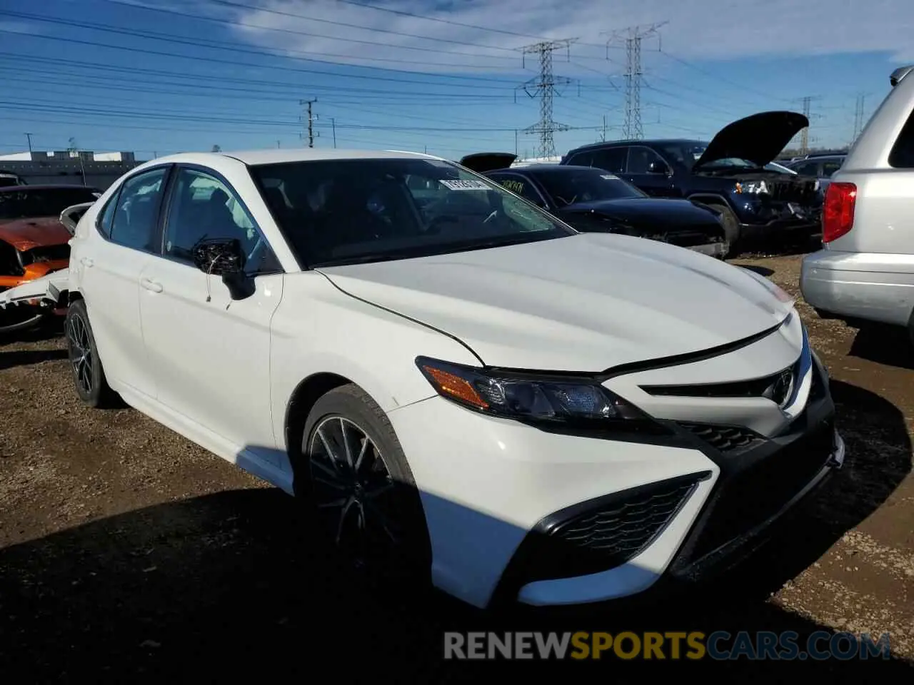 4 fotografías del automóvil dañado 4T1G11AK6RU892564 TOYOTA CAMRY 2024