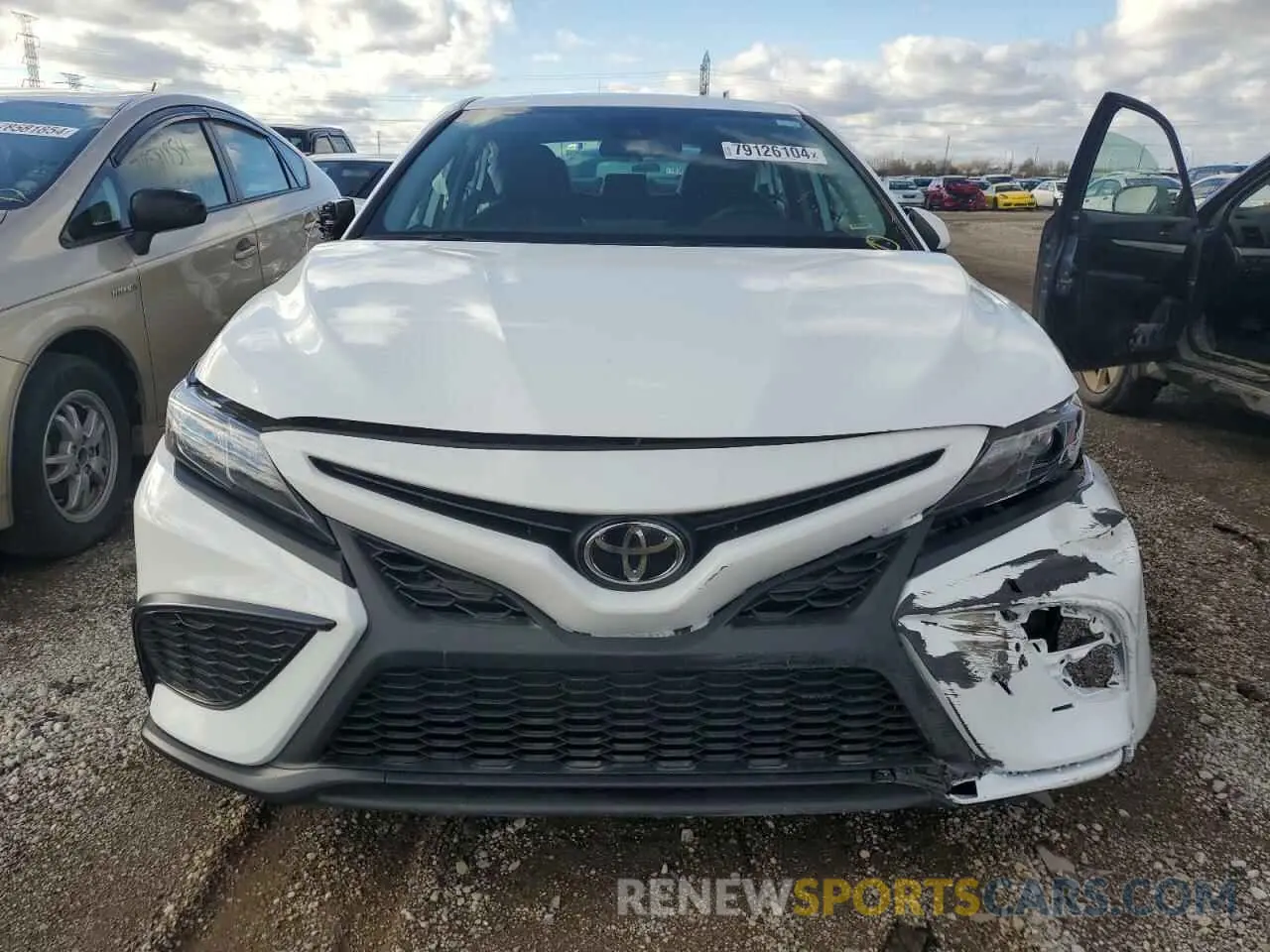 5 fotografías del automóvil dañado 4T1G11AK6RU892564 TOYOTA CAMRY 2024