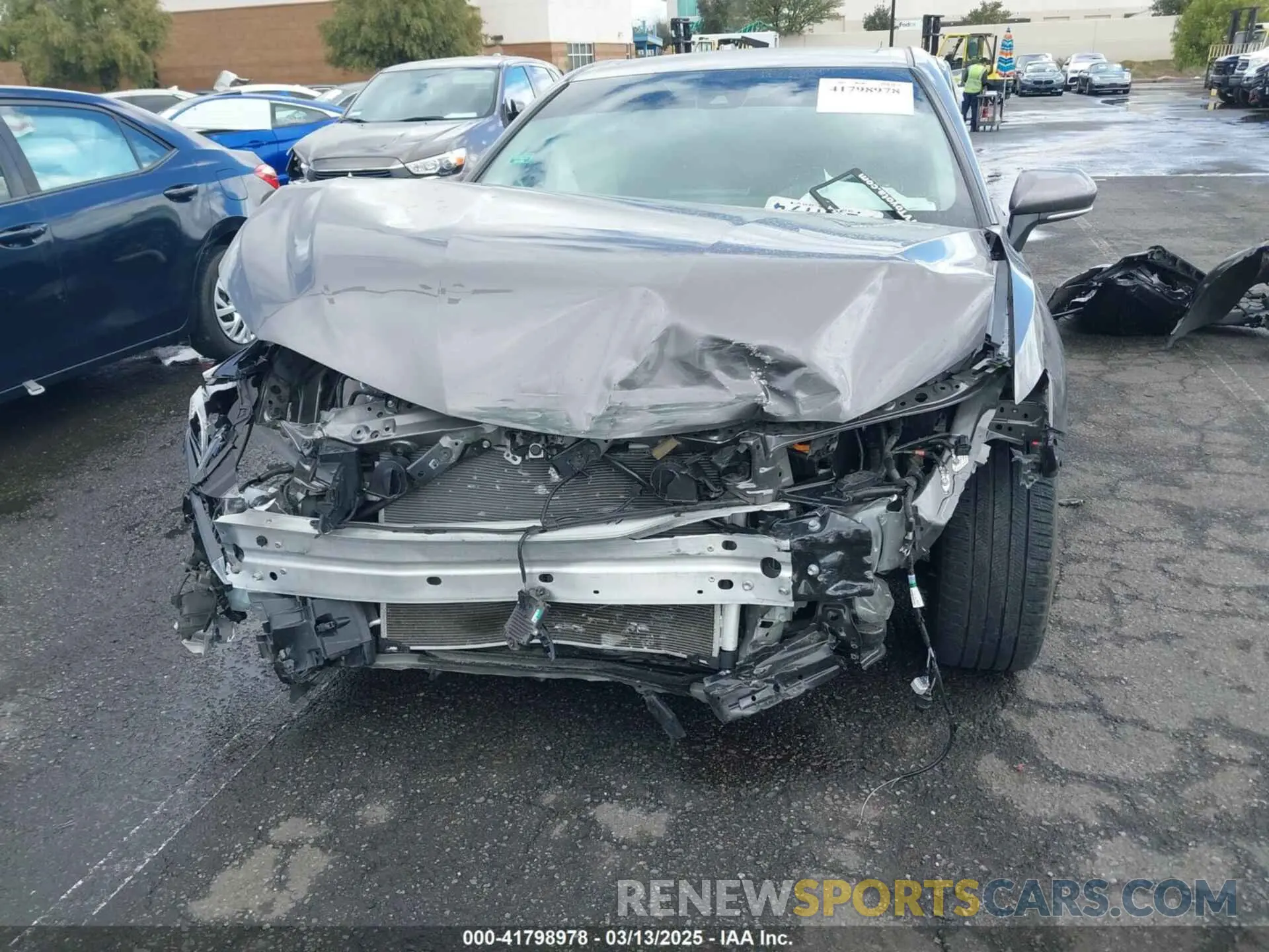 13 fotografías del automóvil dañado 4T1G11AK6RU900260 TOYOTA CAMRY 2024