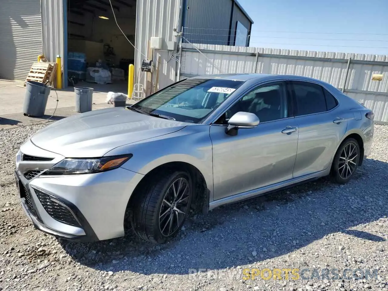 1 fotografías del automóvil dañado 4T1G11AK7RU190835 TOYOTA CAMRY 2024